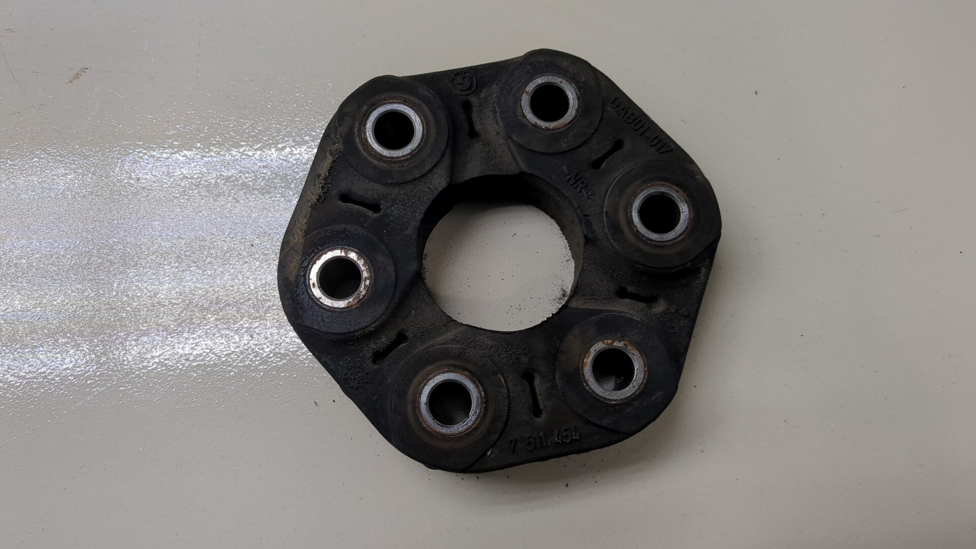 Муфта эластичная карданного вала