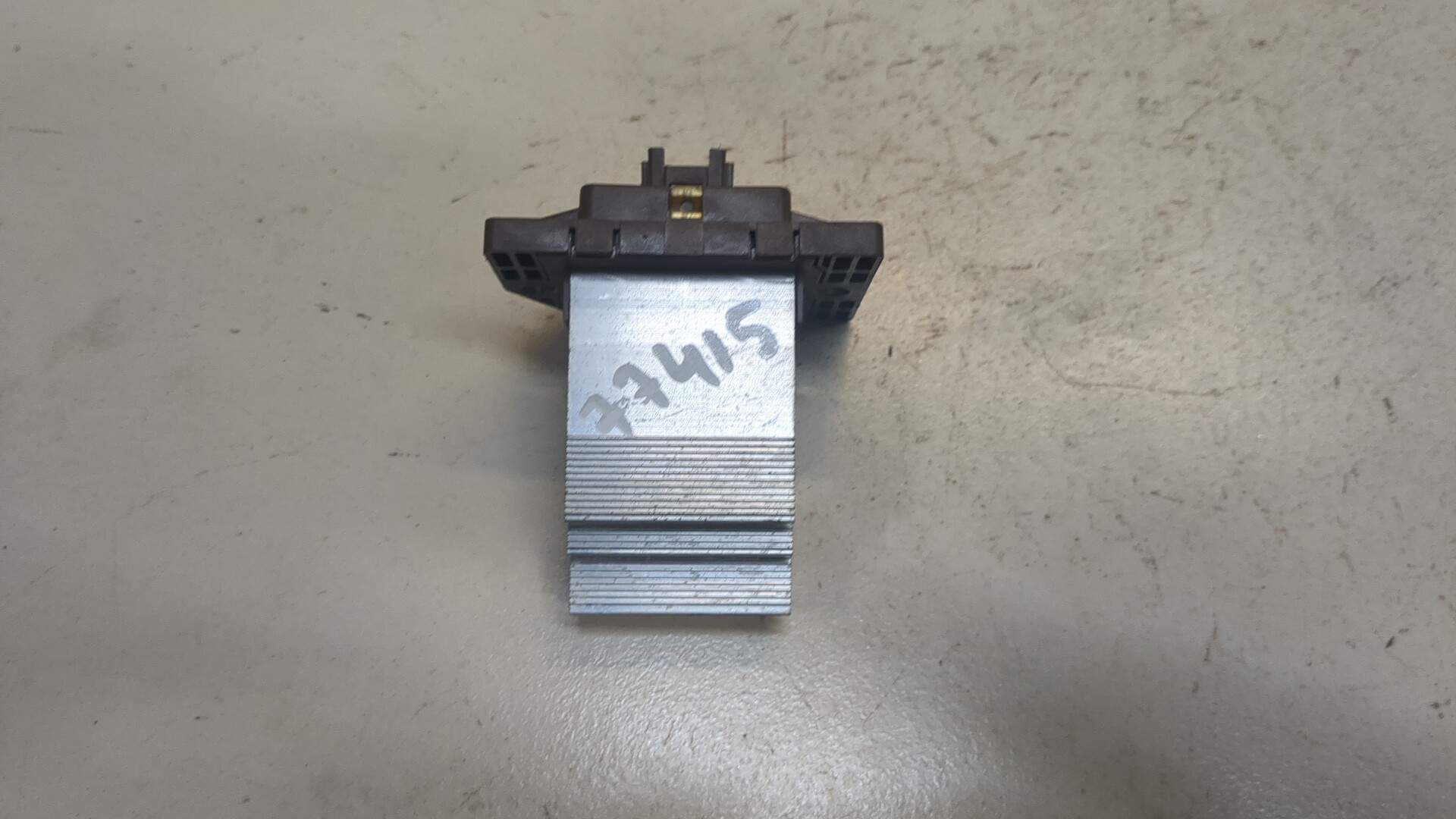 Резистор отопителя