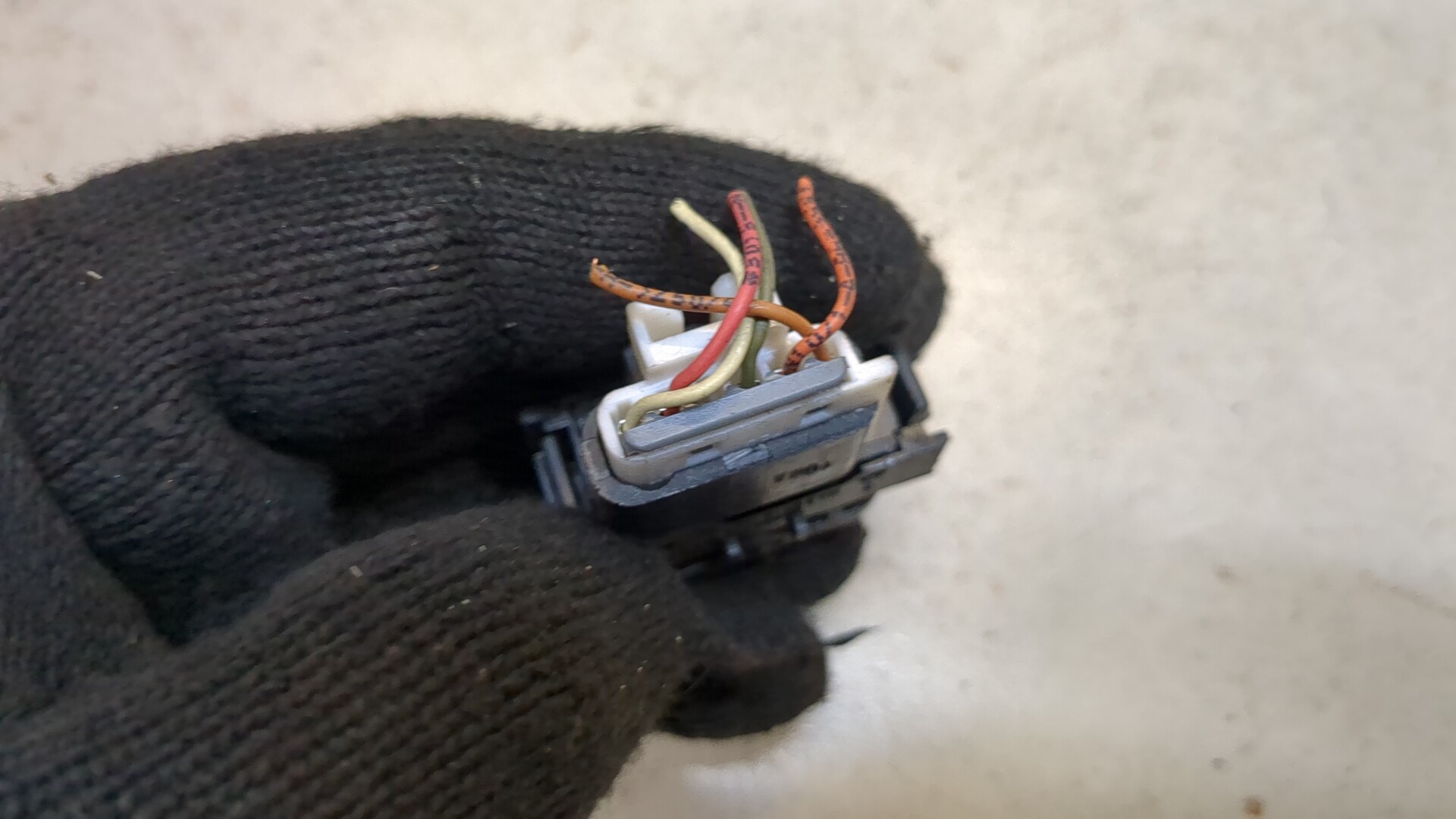 Кнопка обогрева сидений