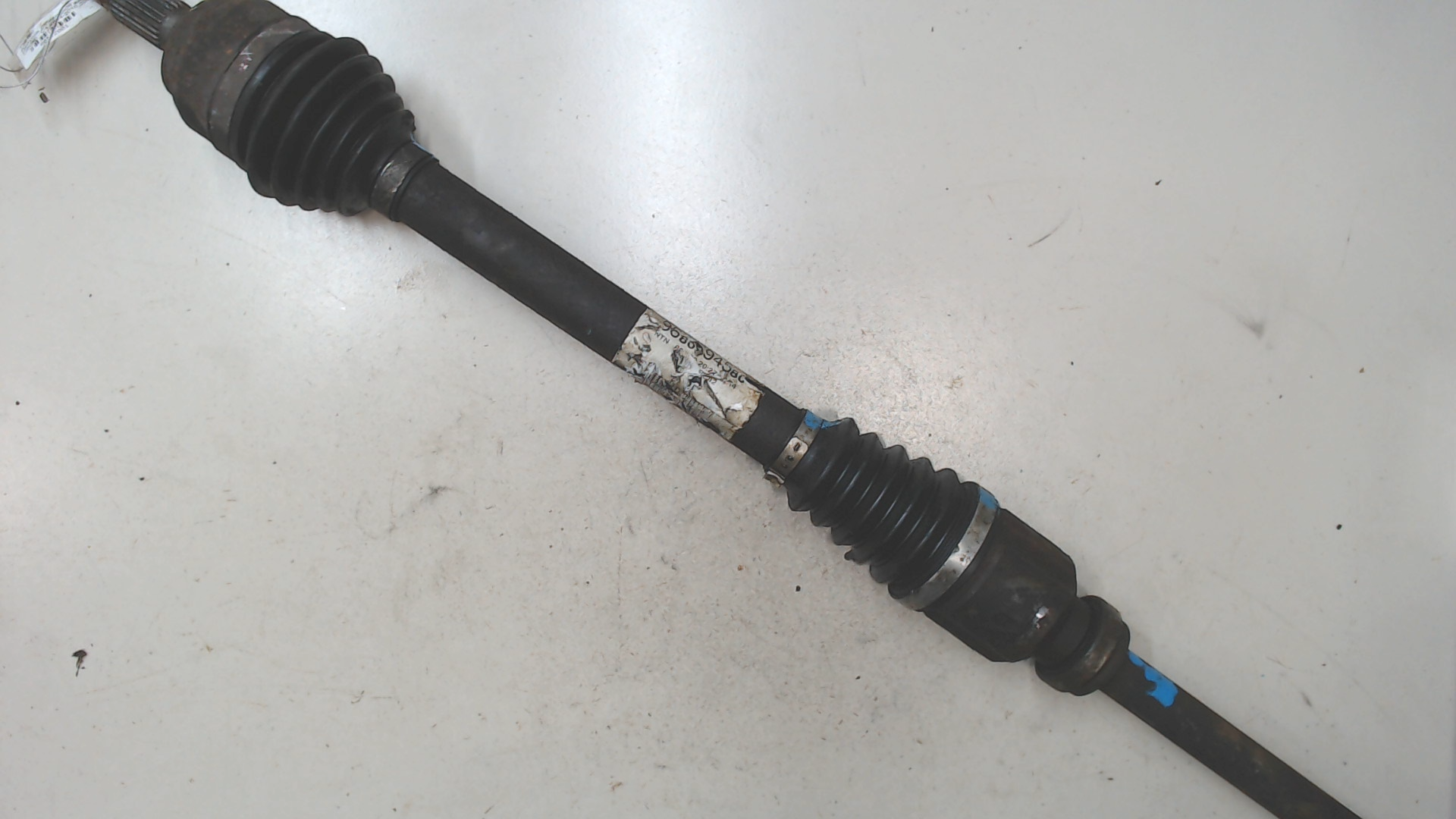 Полуось передняя правая