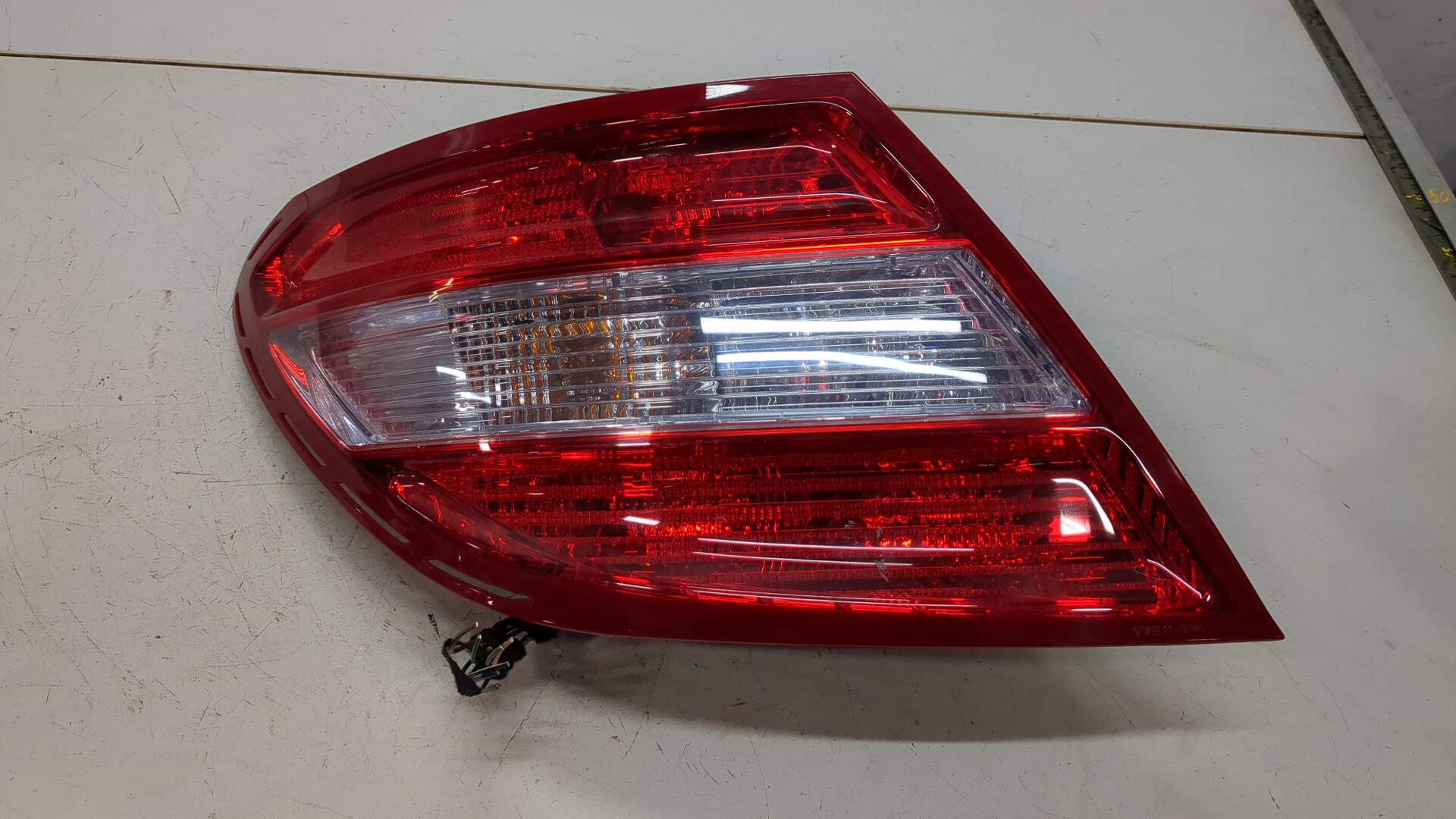 Фонарь задний левый