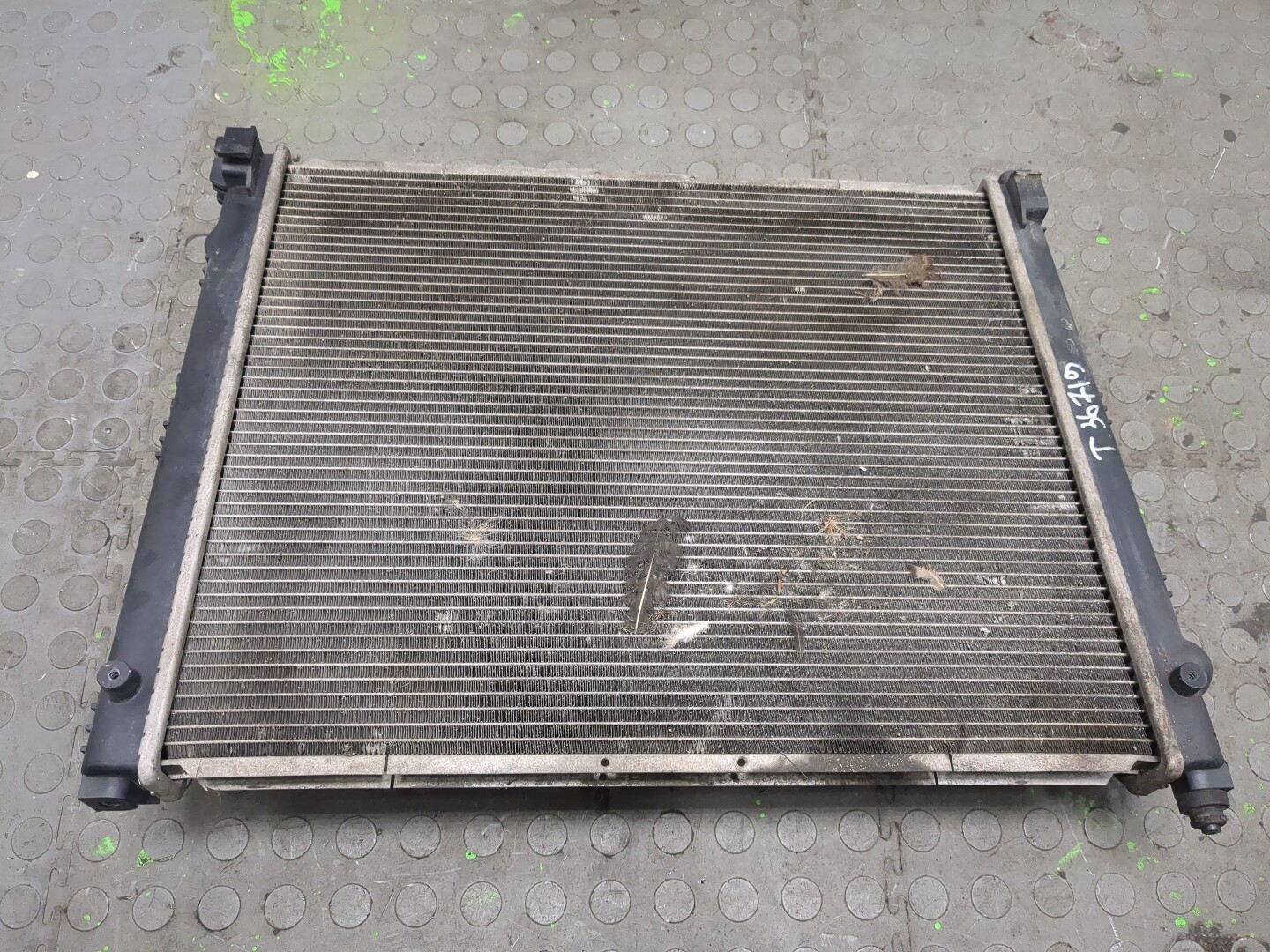 Радиатор охлаждения двигателя основной