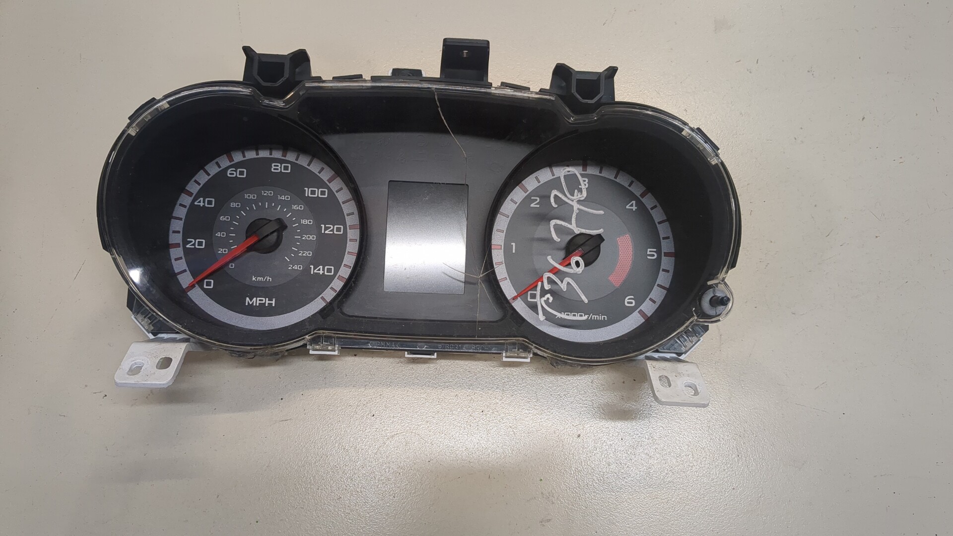 Панель приборов