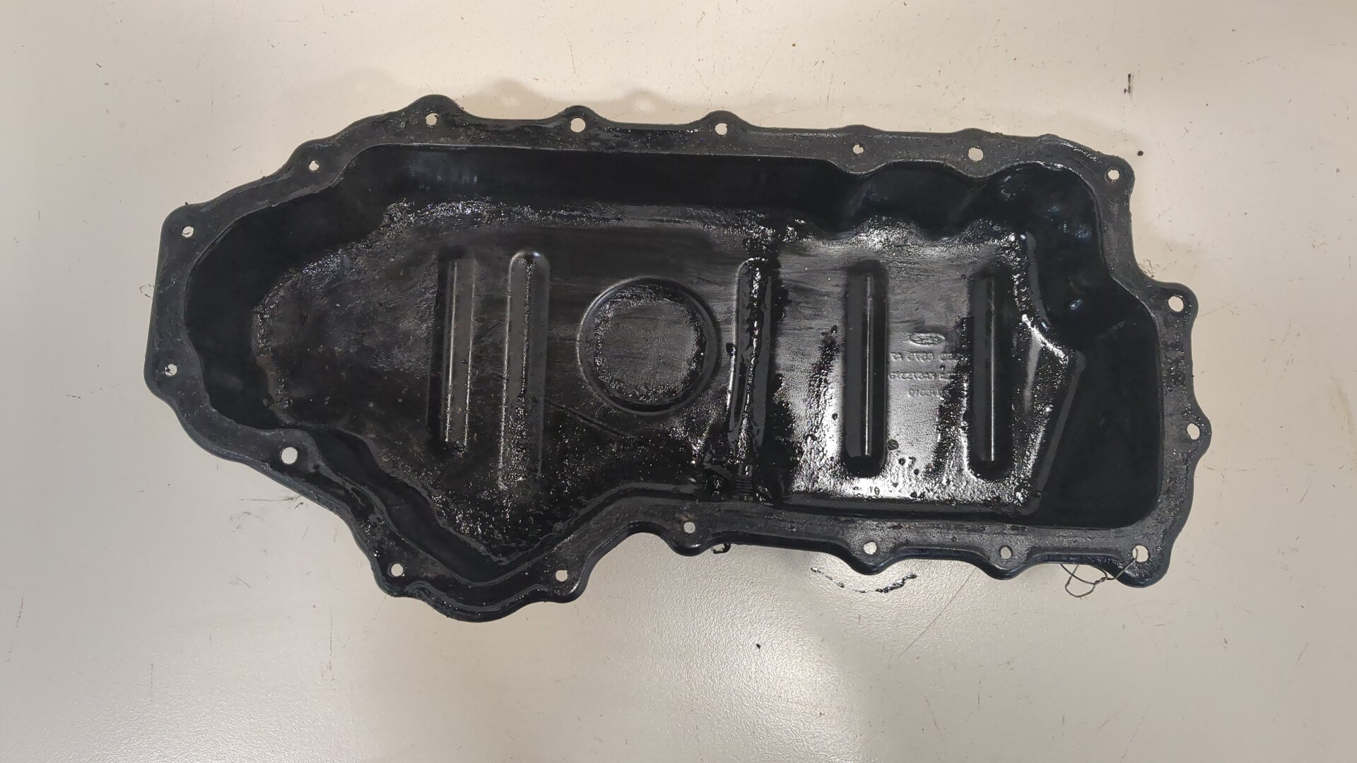 Поддон масляный двигателя (картер)