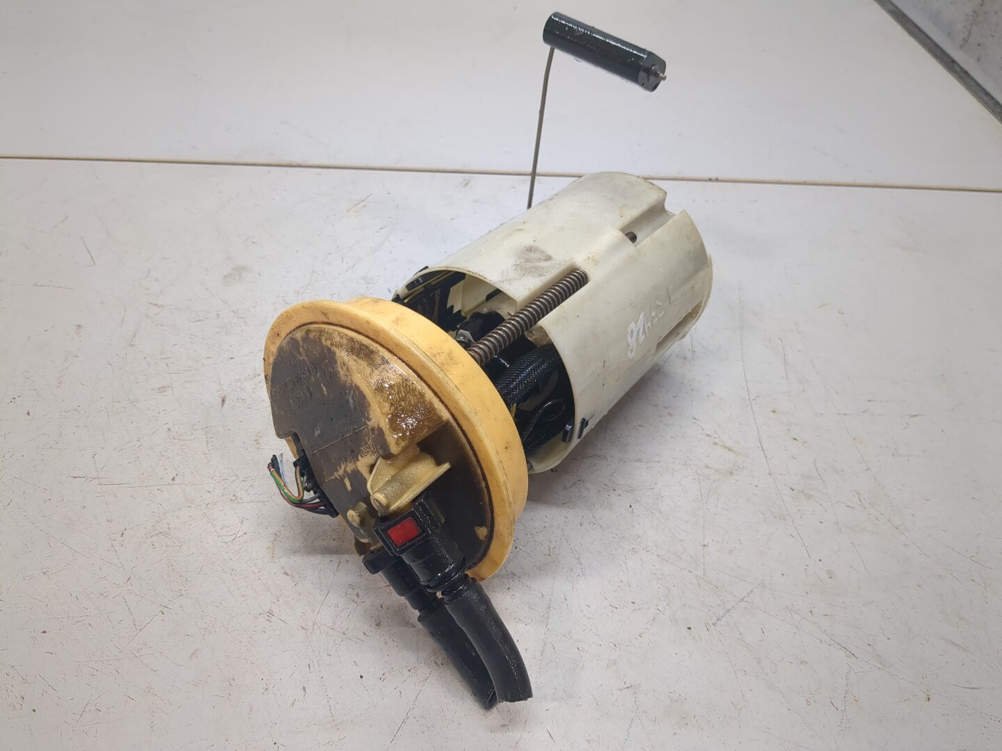 Насос топливный электрический