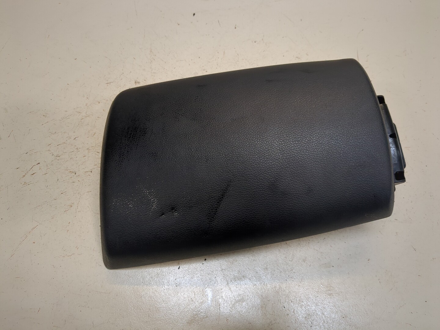 Подлокотник