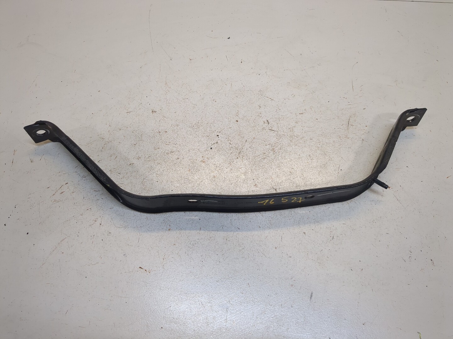 Лента крепления бензобака