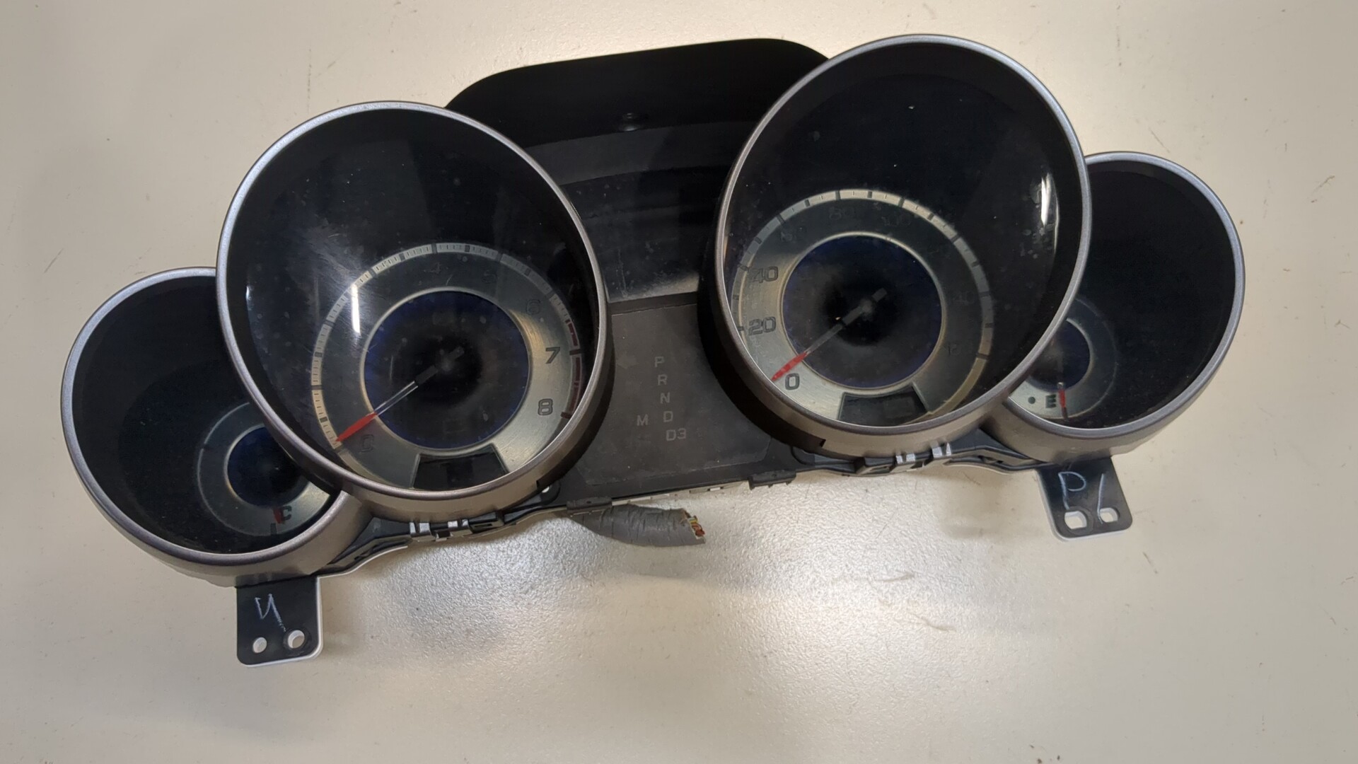 Панель приборов