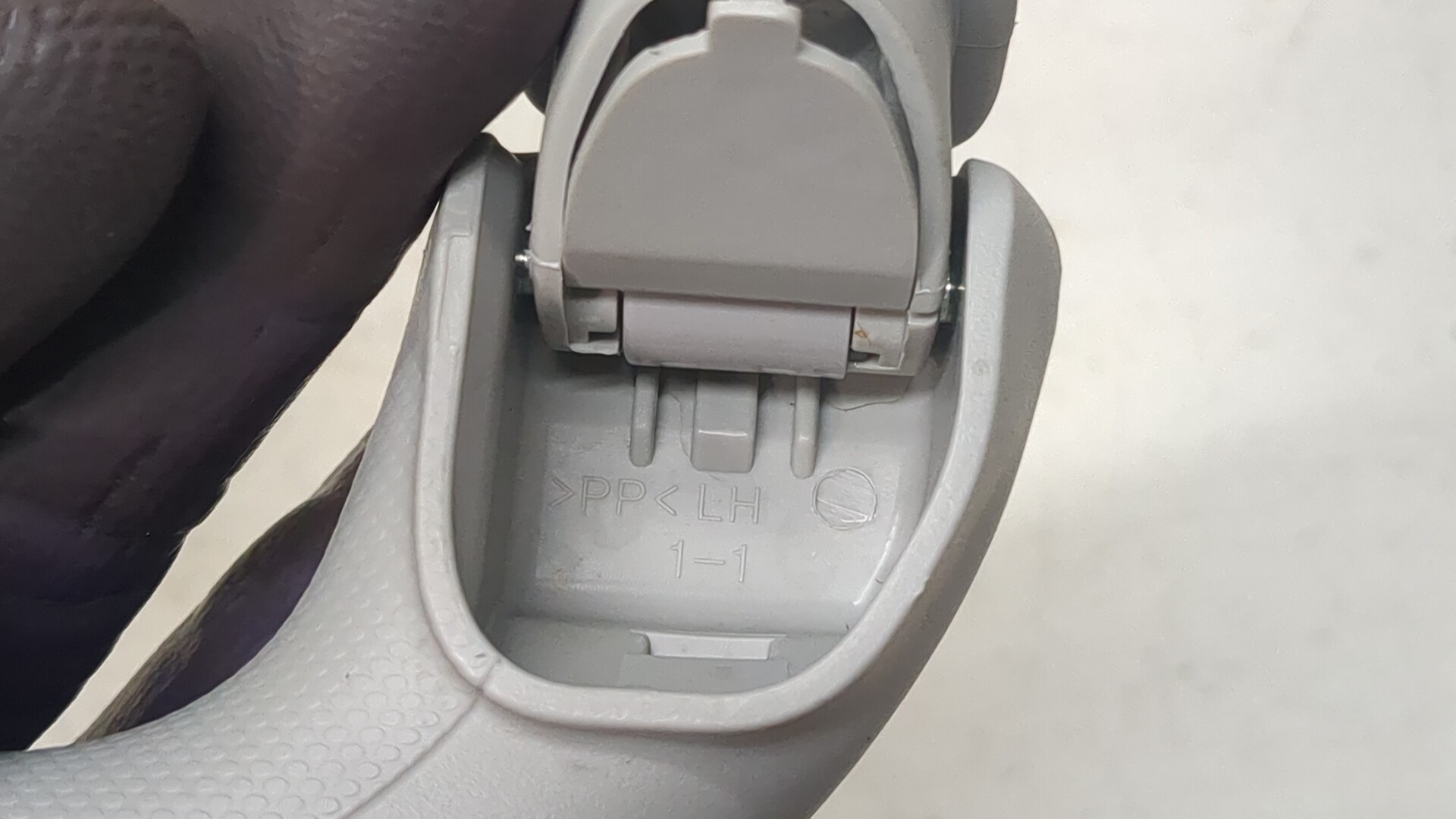 Ручка внутренняя потолочная