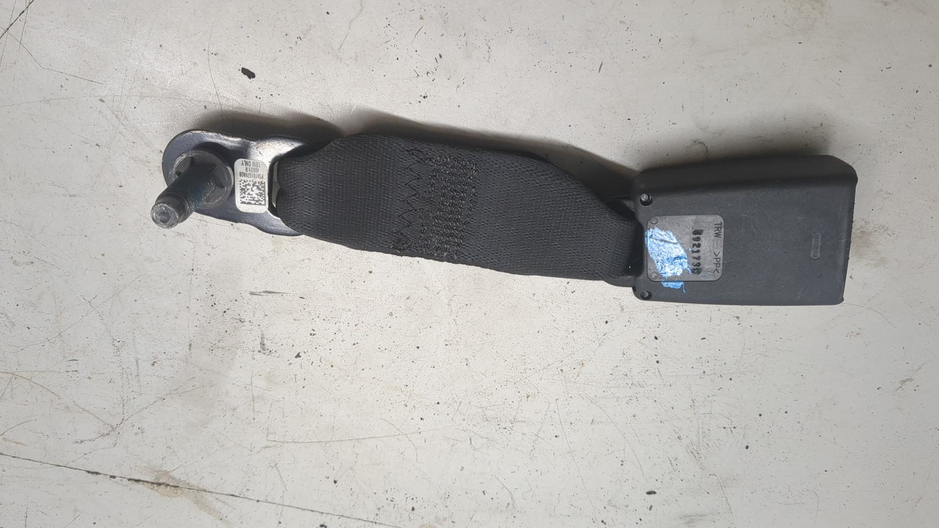 Ответная часть ремня безопасности