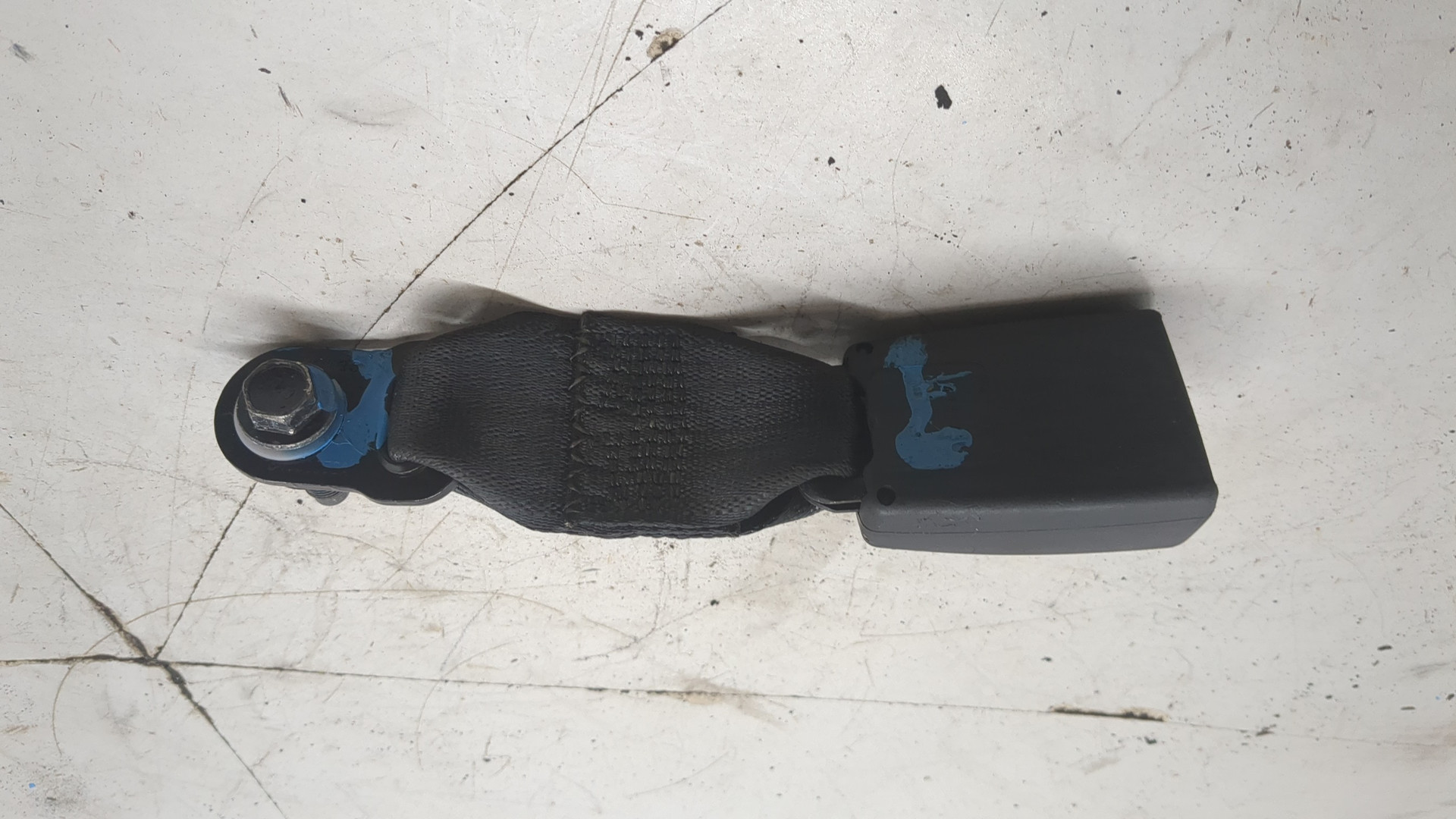 Ответная часть ремня безопасности