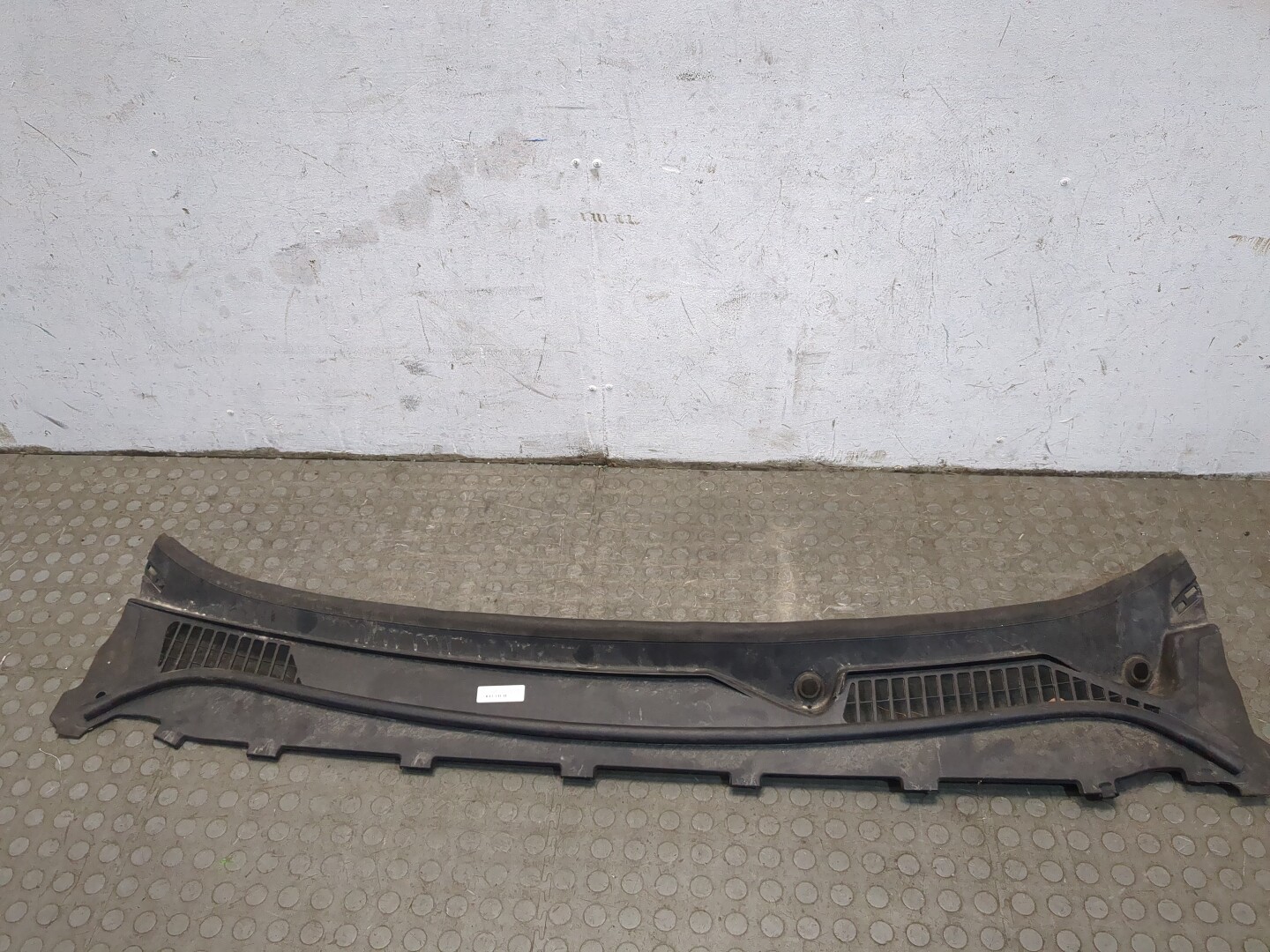 Решетка стеклоочистителей (Жабо)