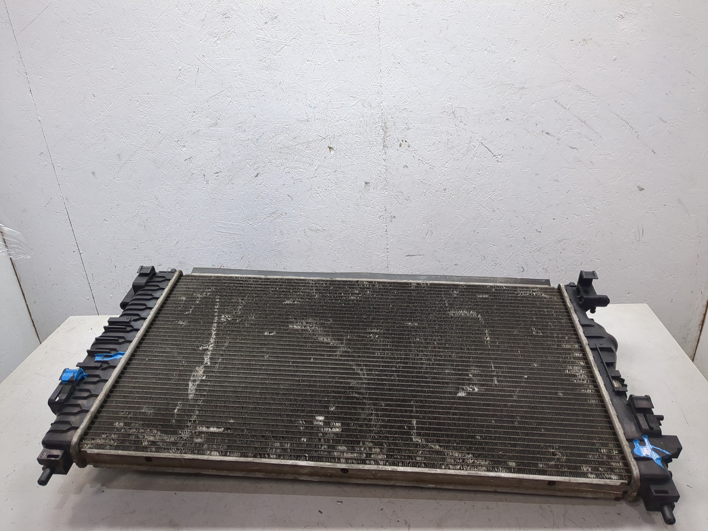 Радиатор охлаждения двигателя основной