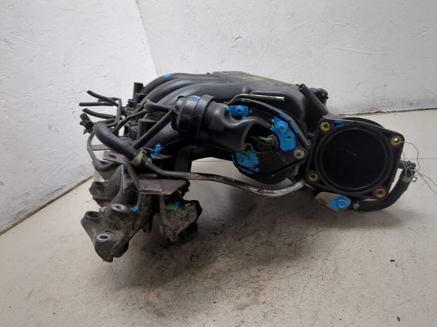 Коллектор впускной