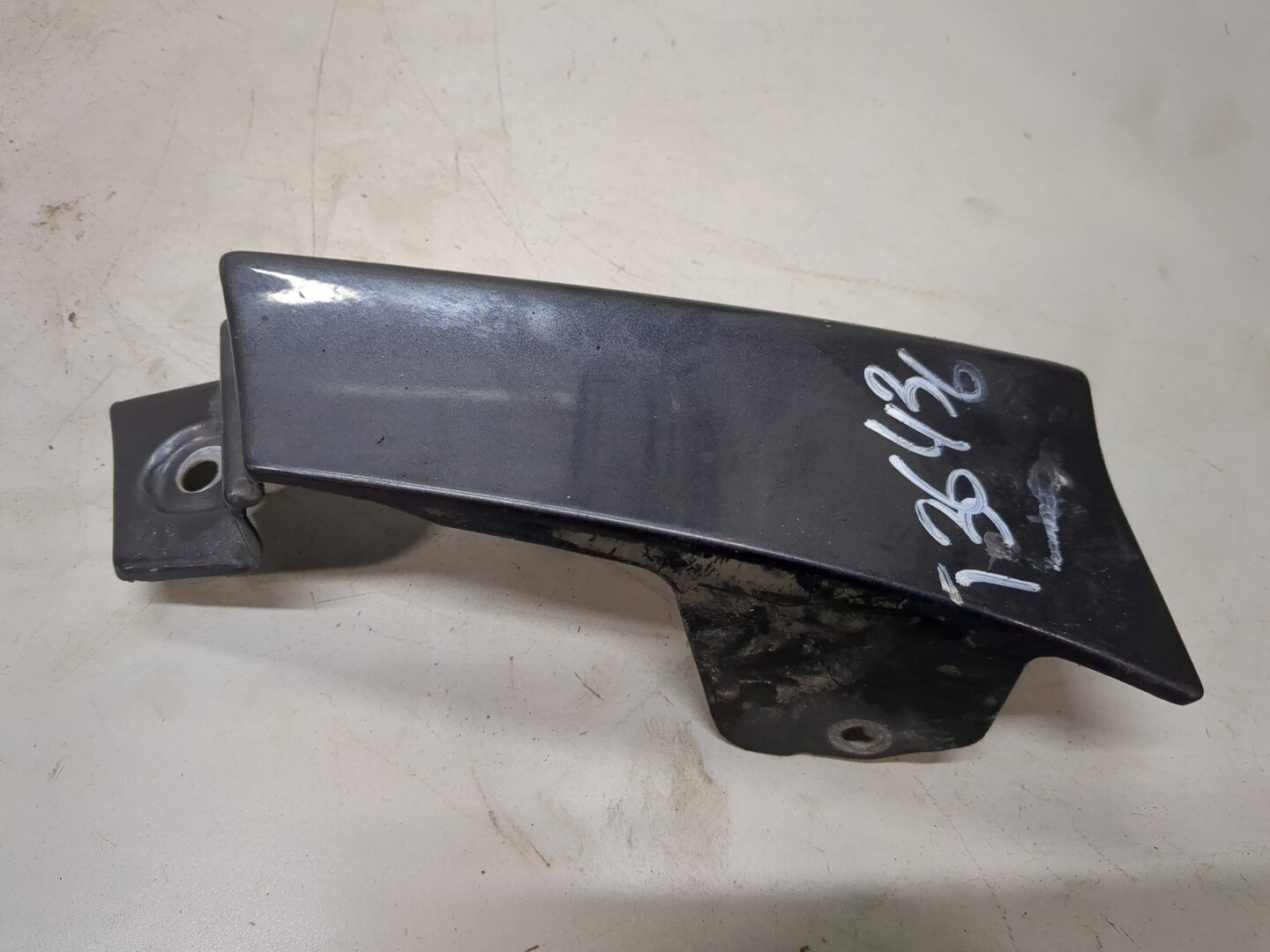 Планка под фонарь левая