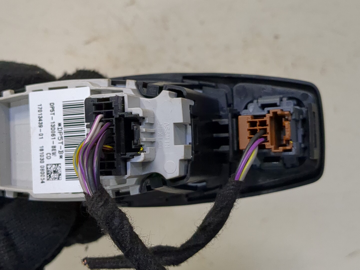 Переключатель света фар