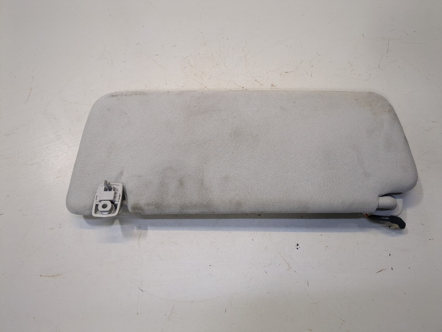 Козырек солнцезащитный