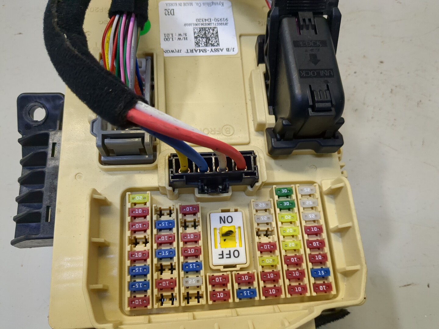 Блок предохранителей