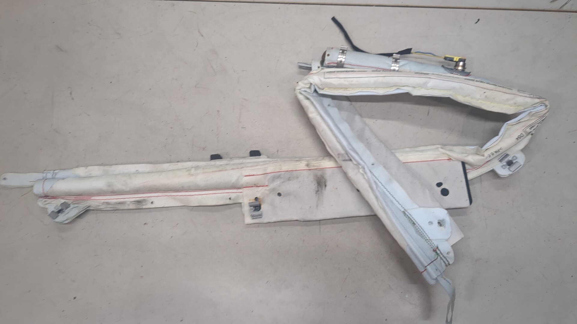 Подушка безопасности боковая (шторка)