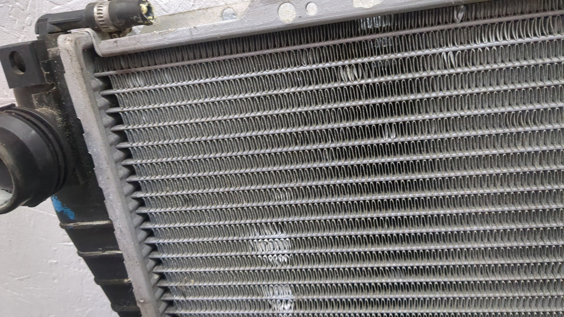 Радиатор охлаждения двигателя основной