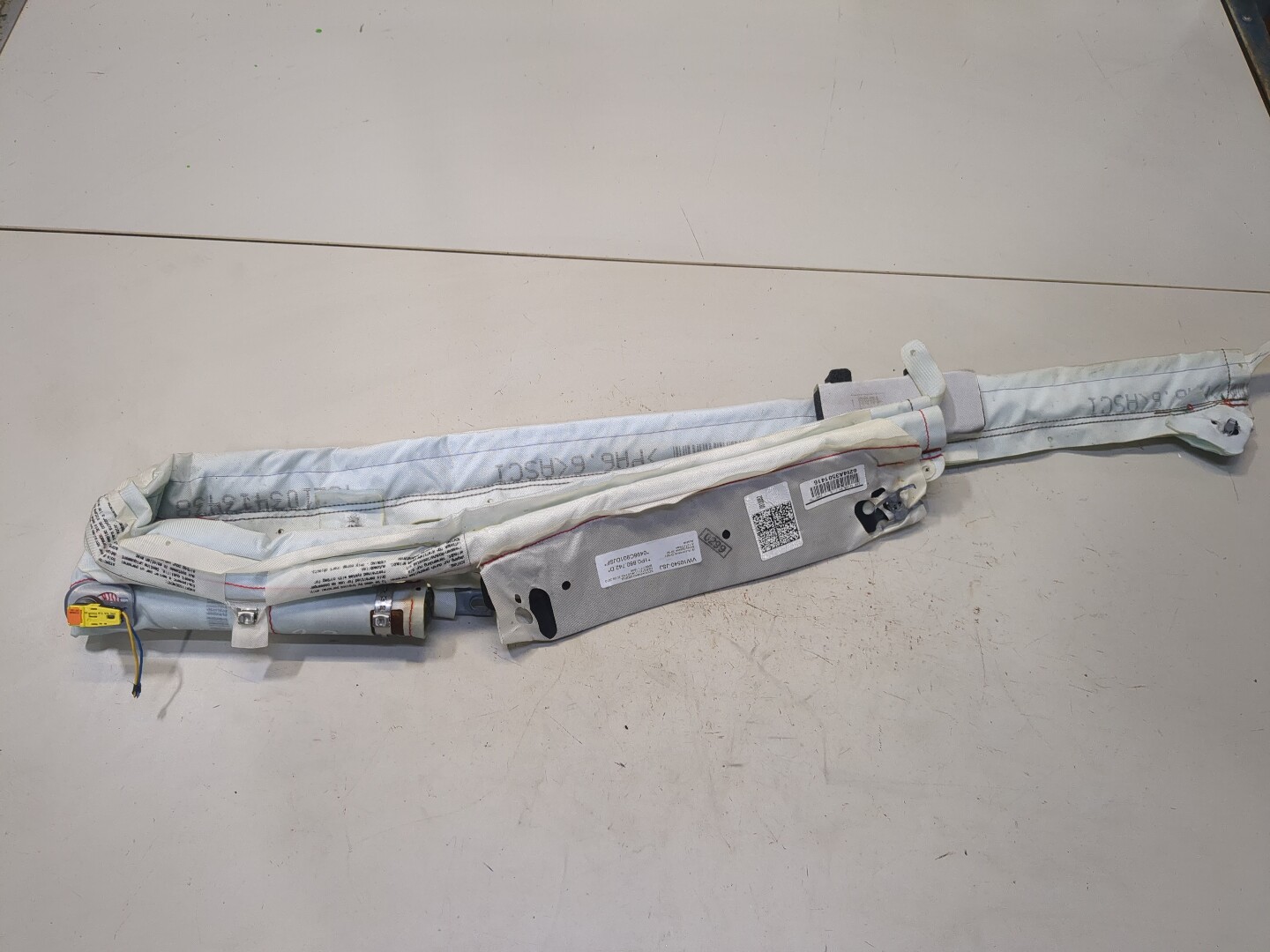 Подушка безопасности боковая (шторка)