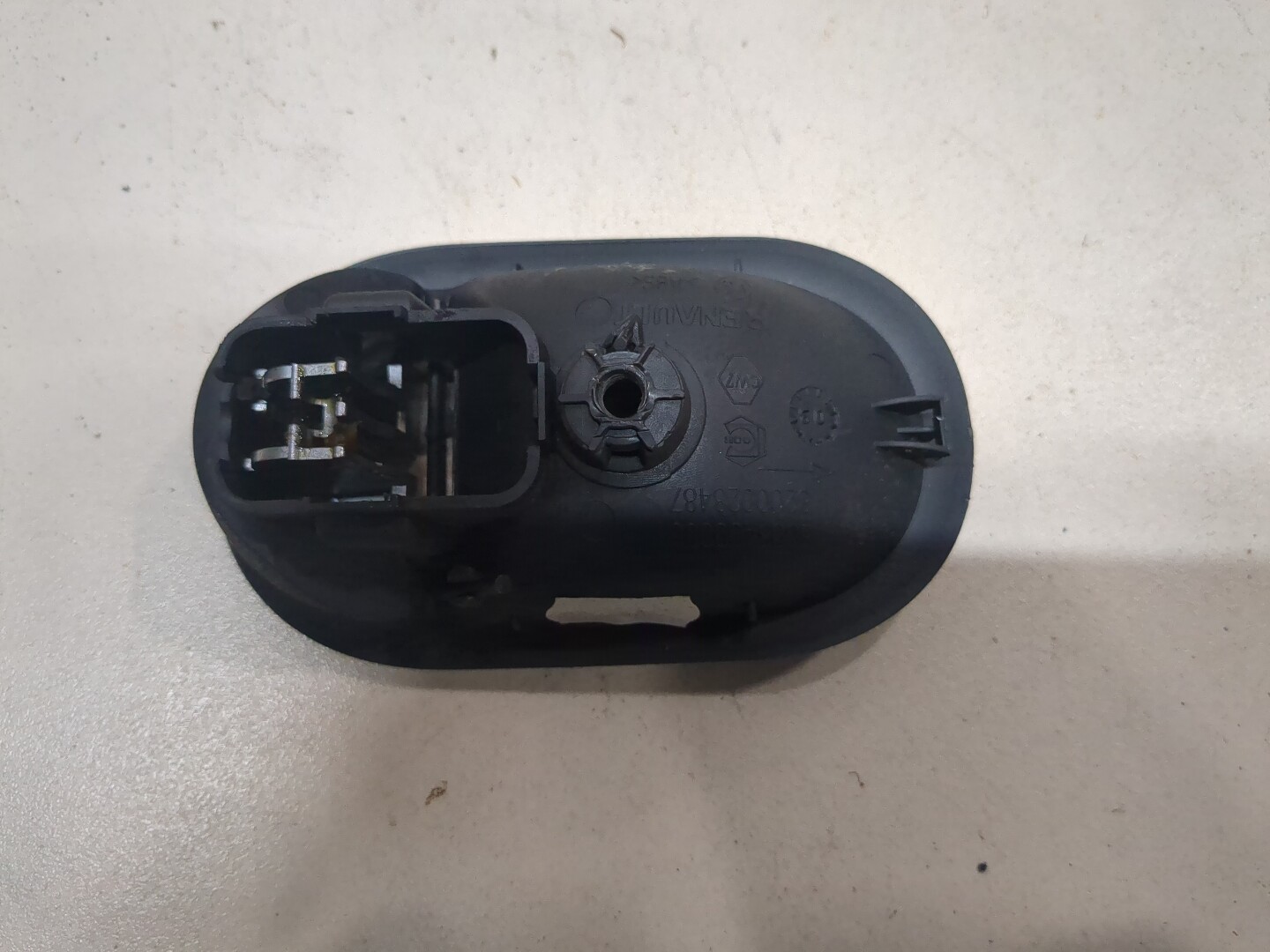 Ручка двери задней внутренняя левая