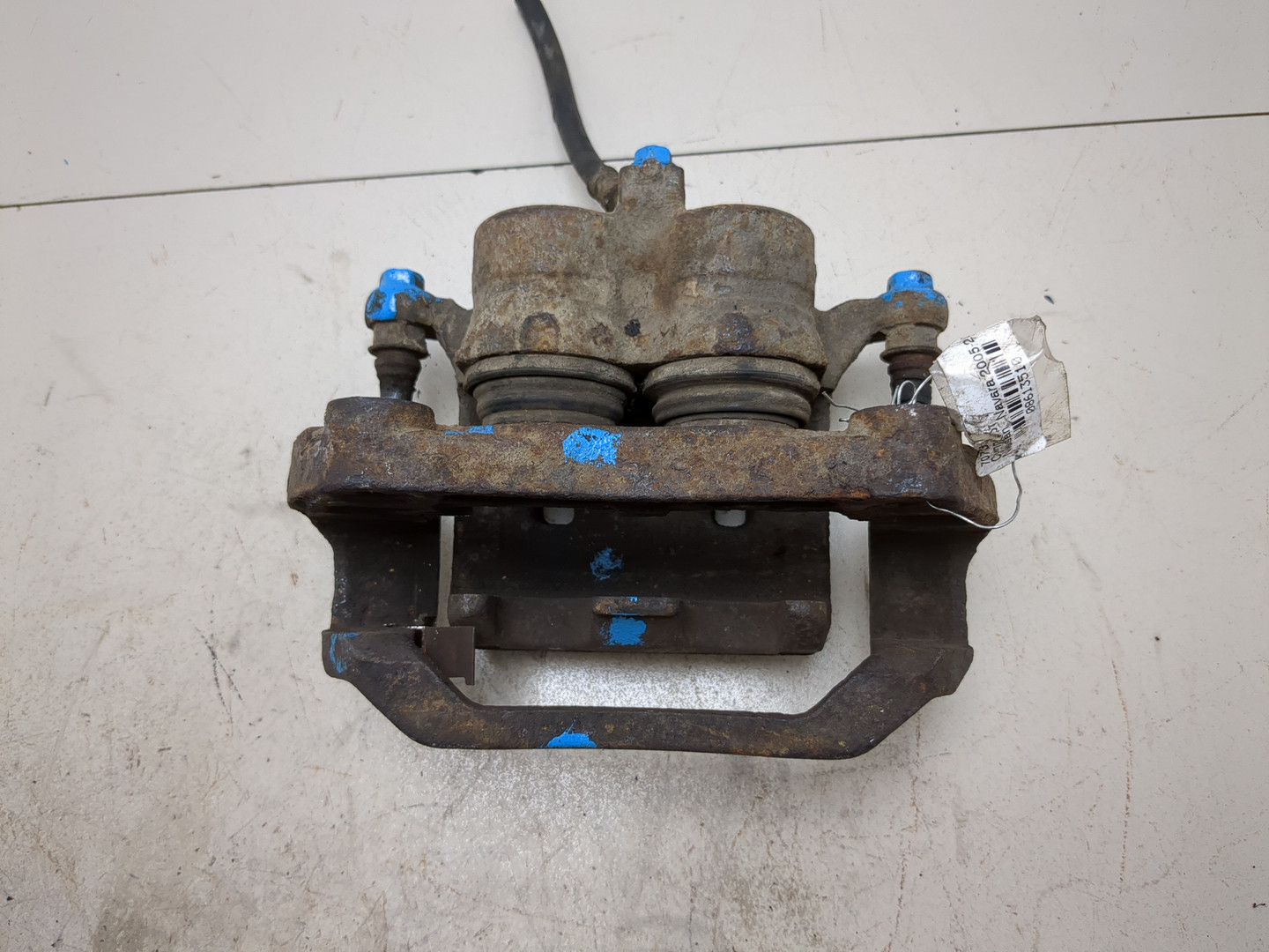 Суппорт передний правый