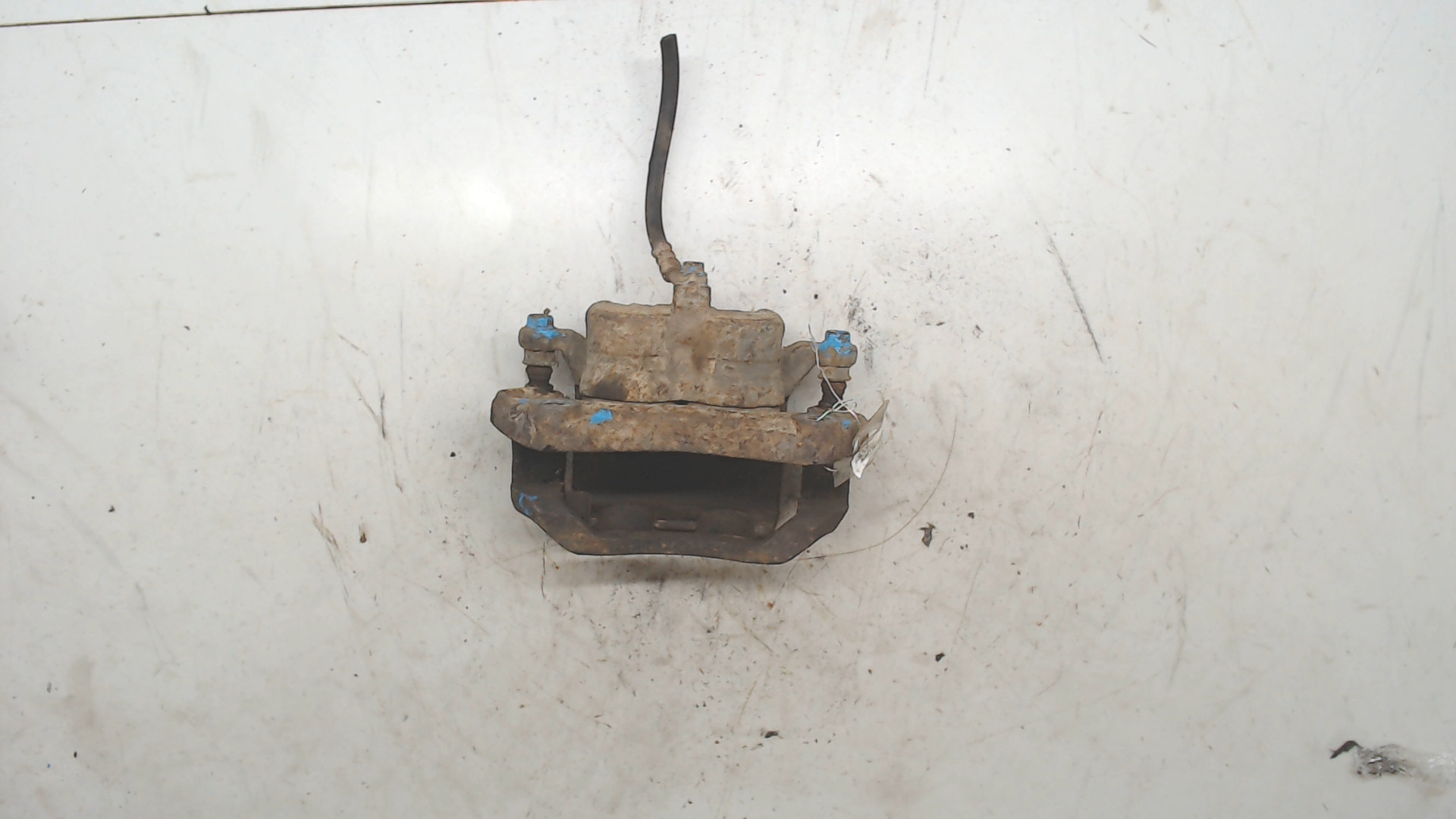 Суппорт передний правый