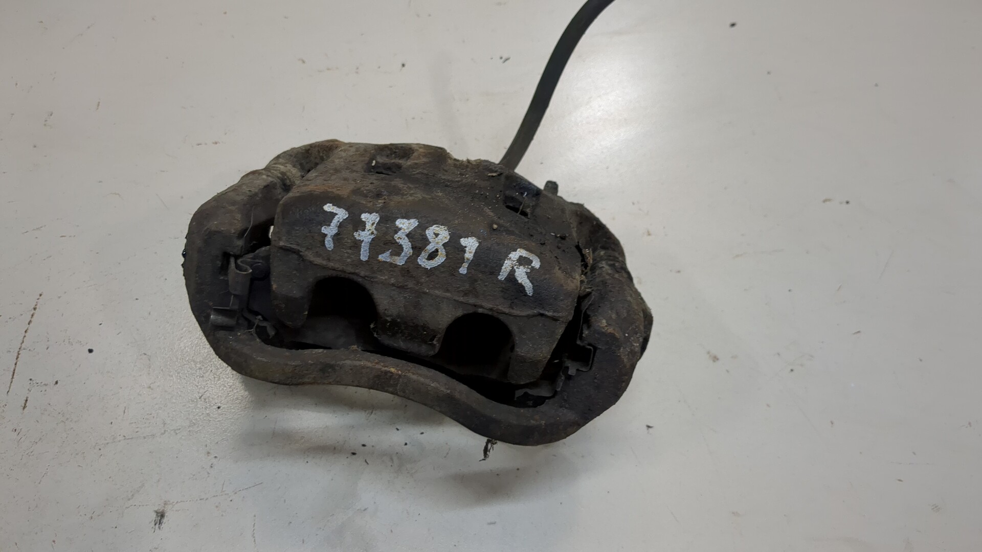 Суппорт передний правый