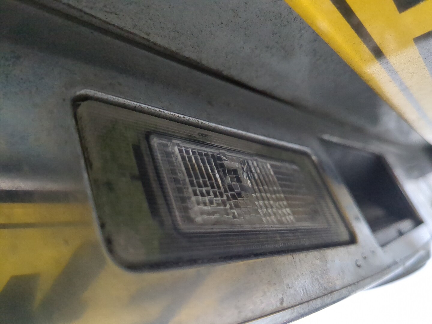 Дверь багажника