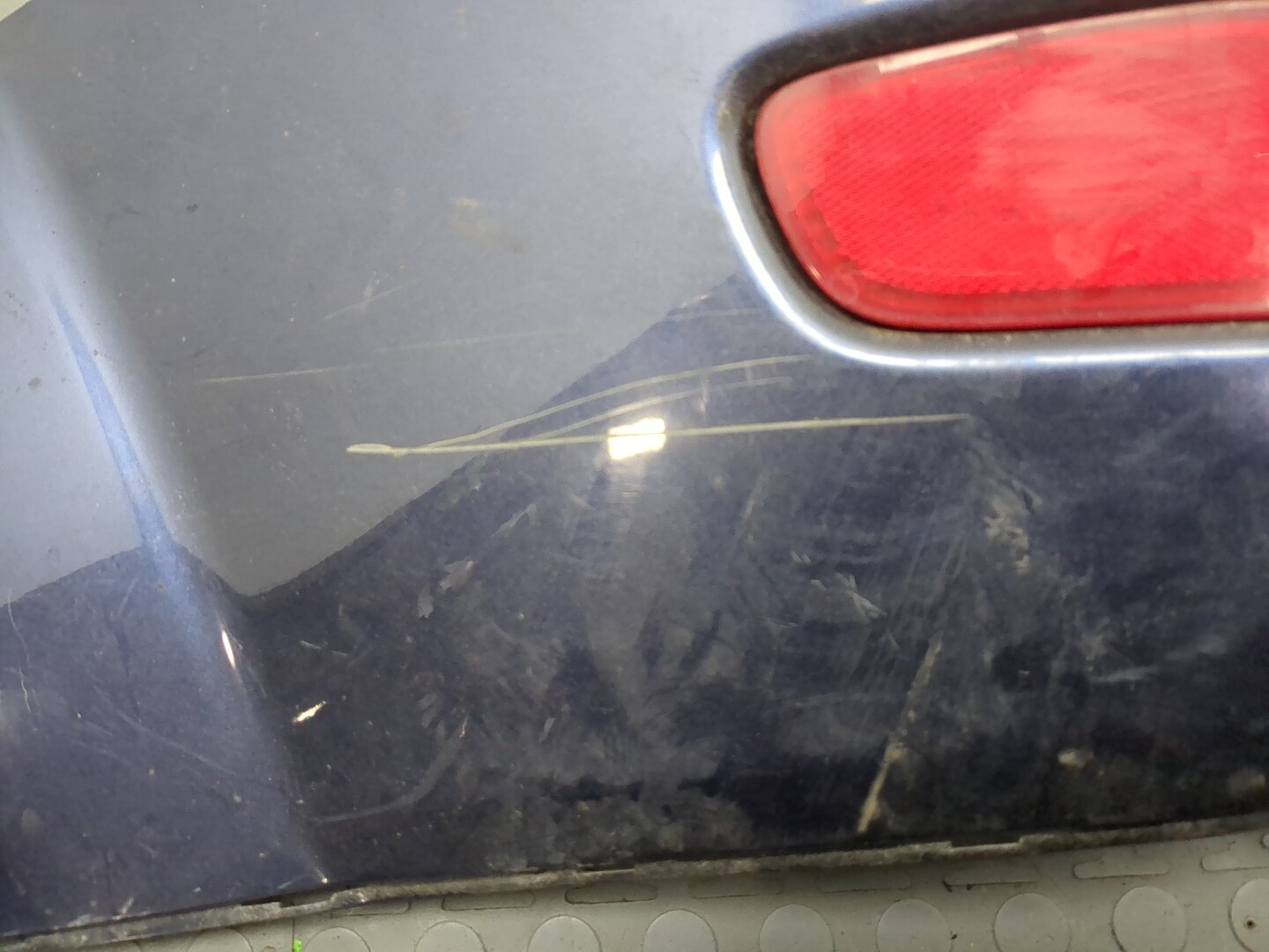 Накладка заднего бампера левая