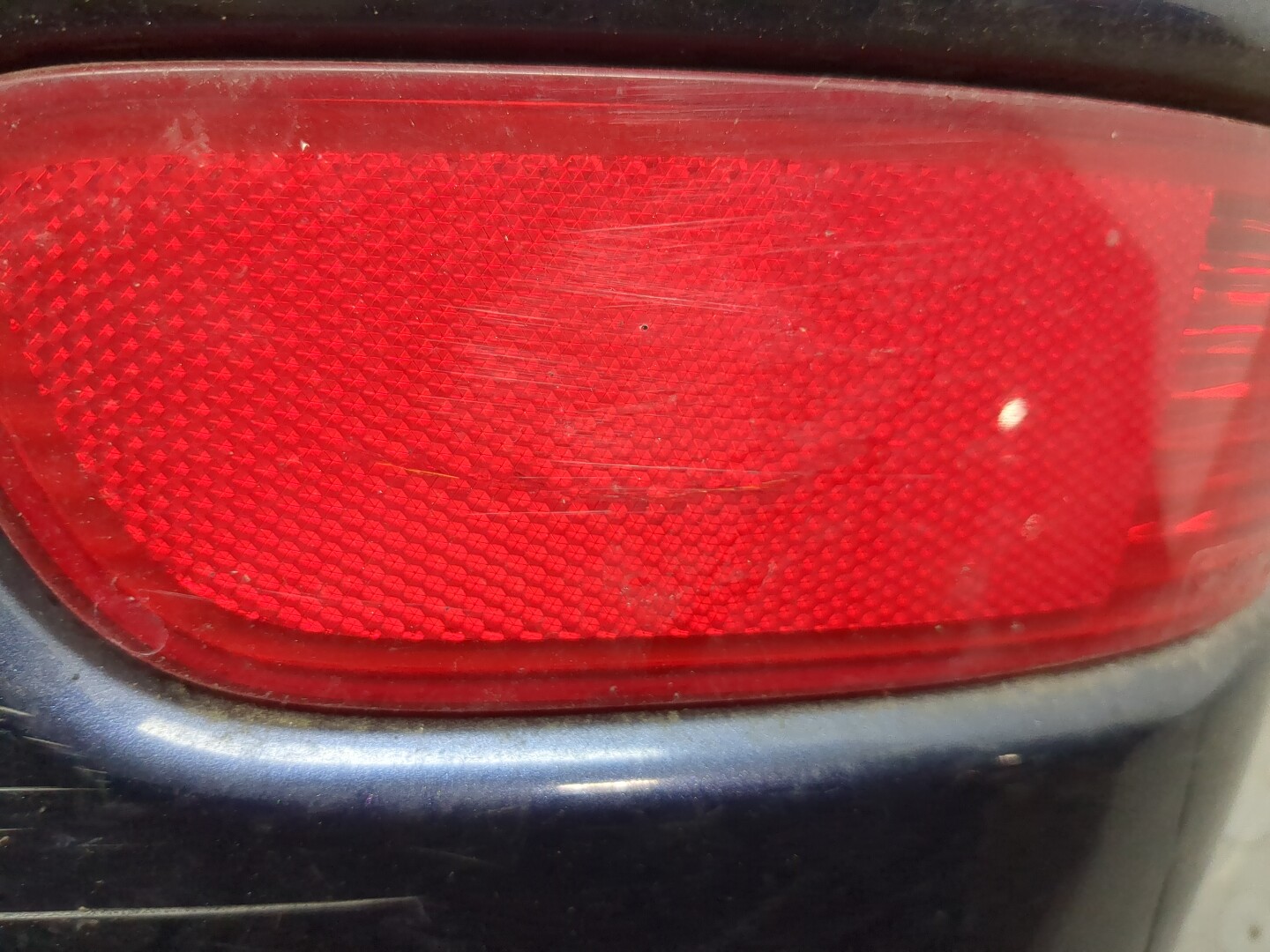 Накладка заднего бампера левая