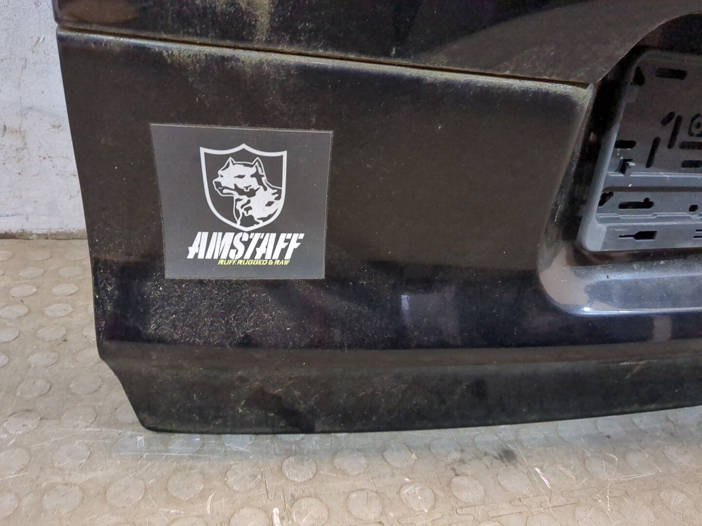 Дверь багажника