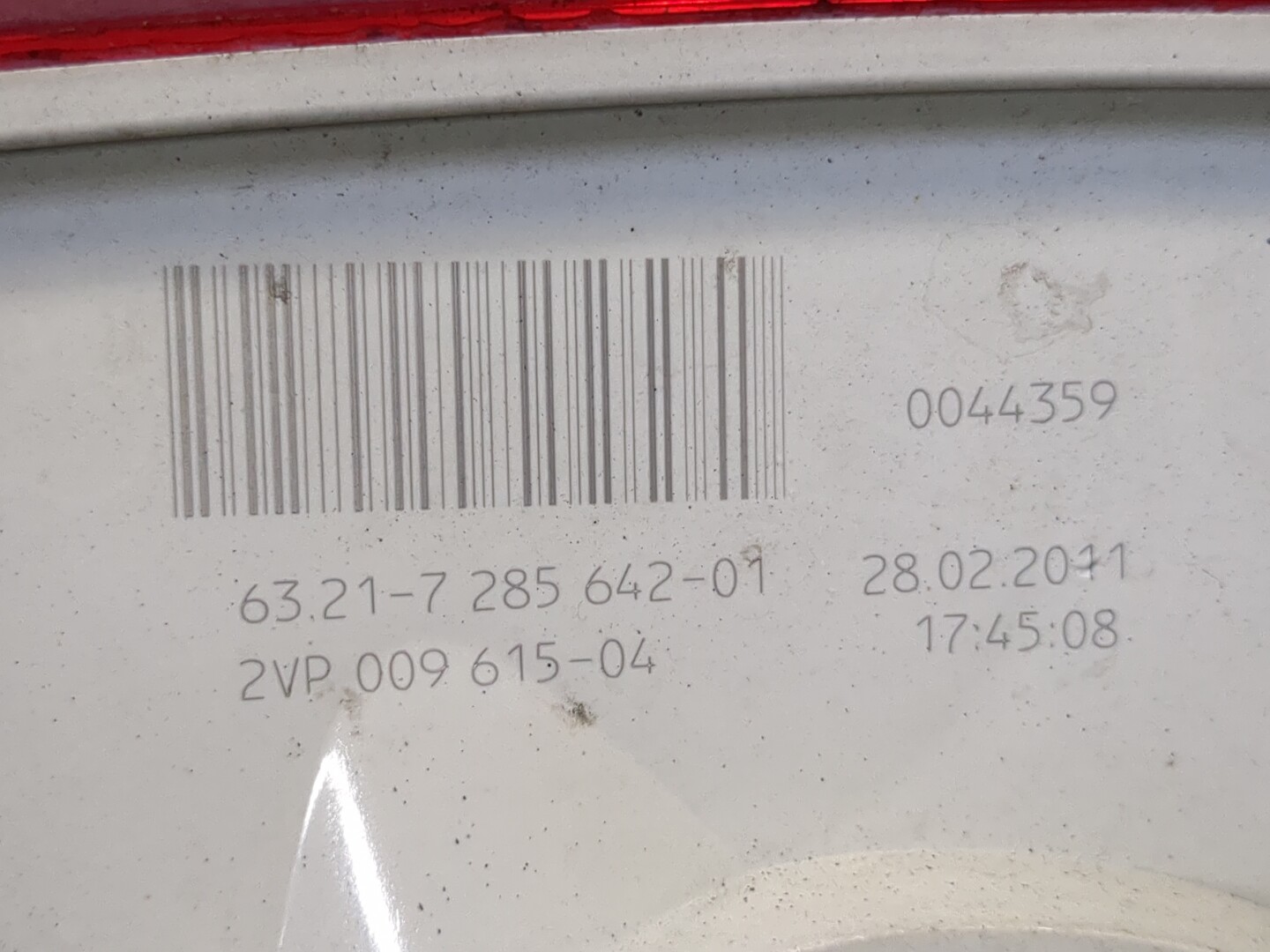 Фонарь задний правый