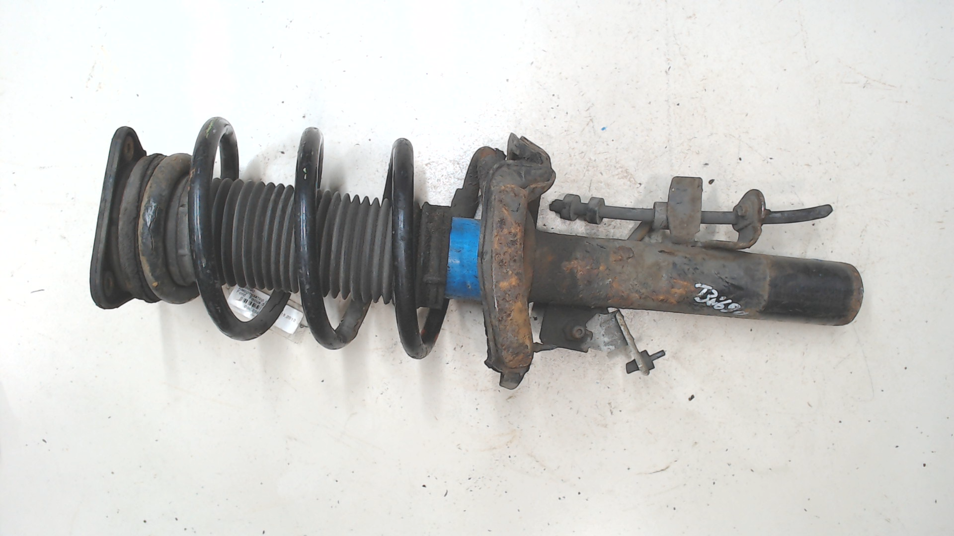 Амортизатор передний правый