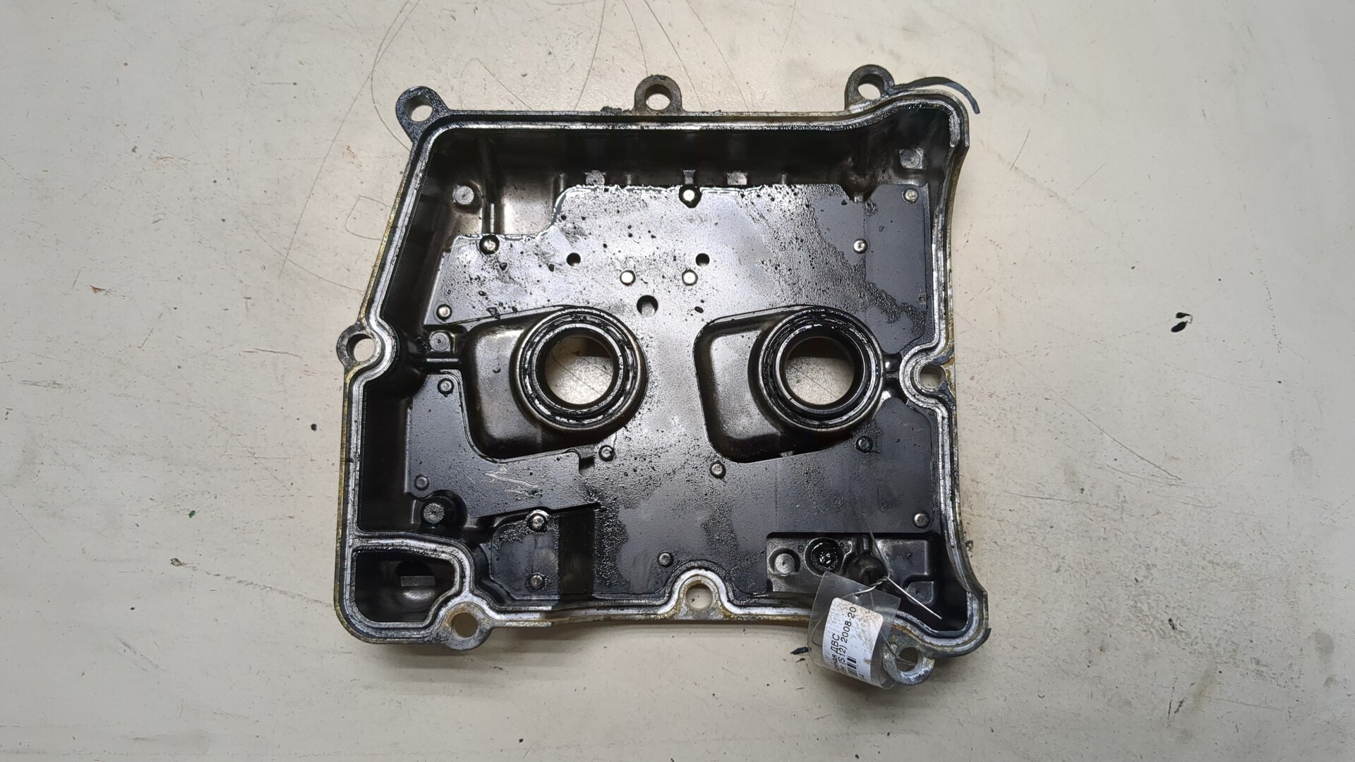 Крышка клапанная ГБЦ