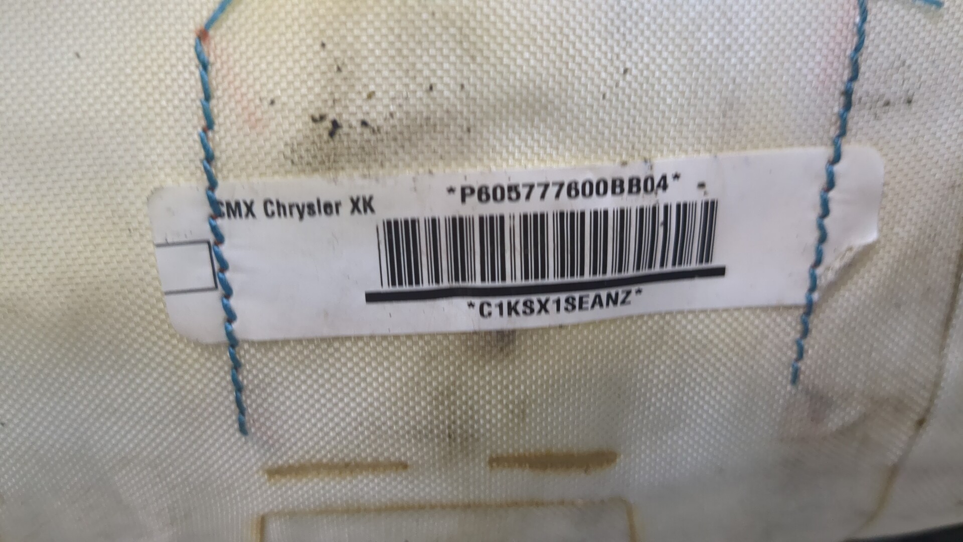 Подушка безопасности пассажирская (в торпедо)