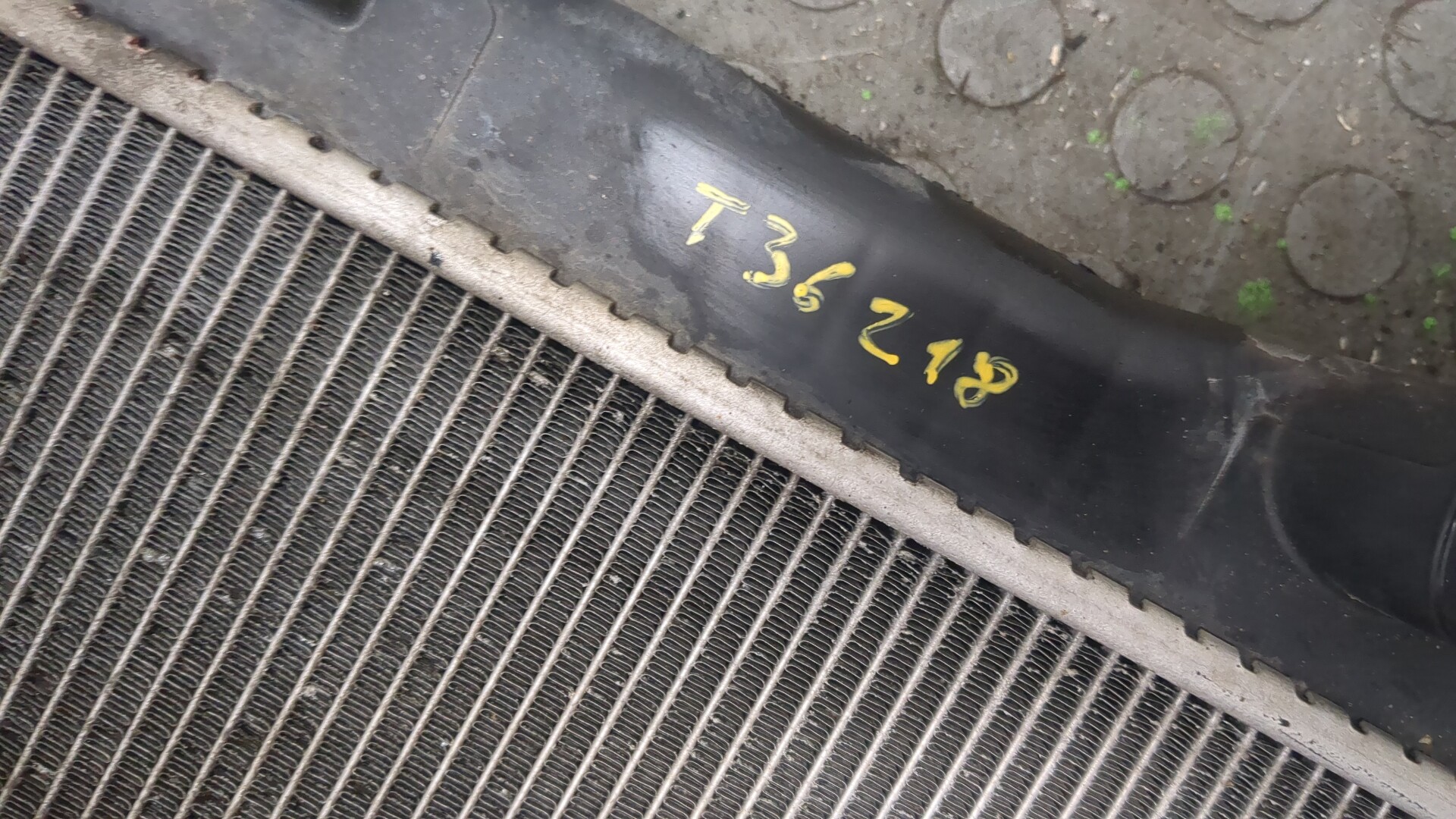 Радиатор охлаждения двигателя основной