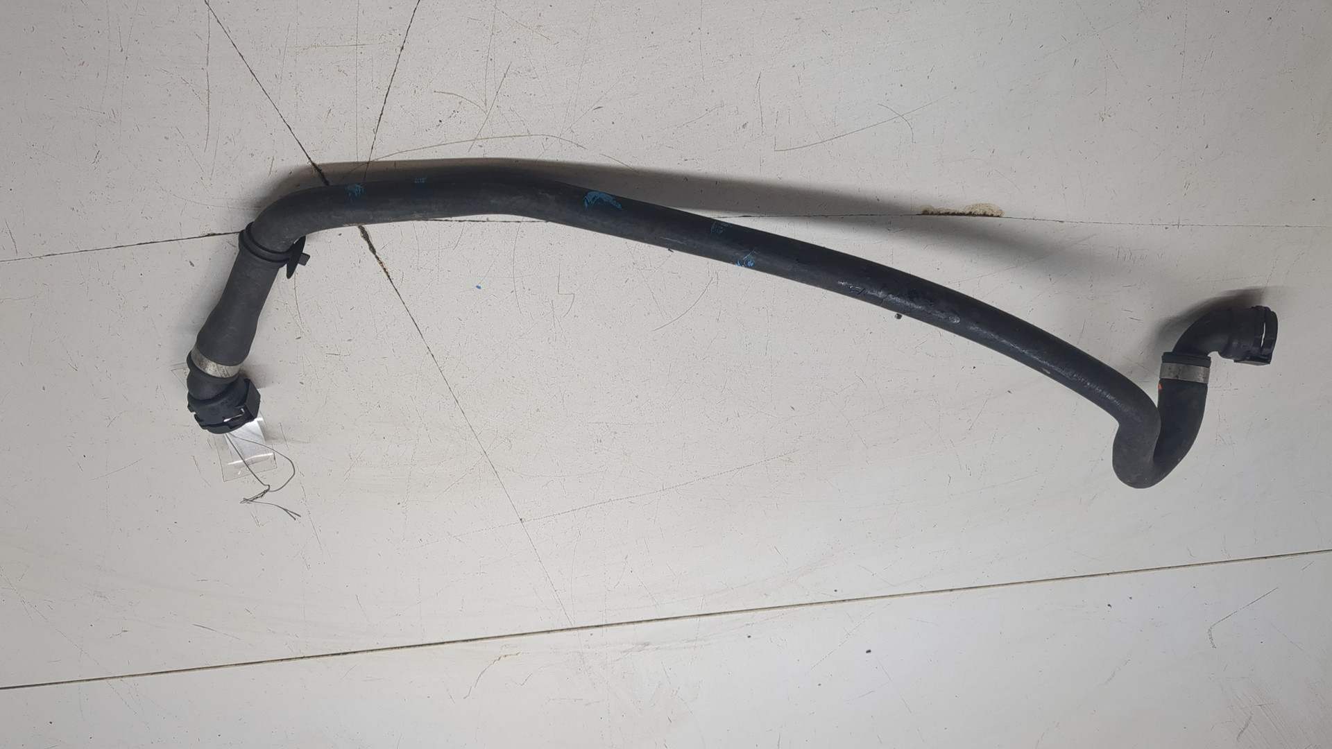 Трубка системы охлаждения