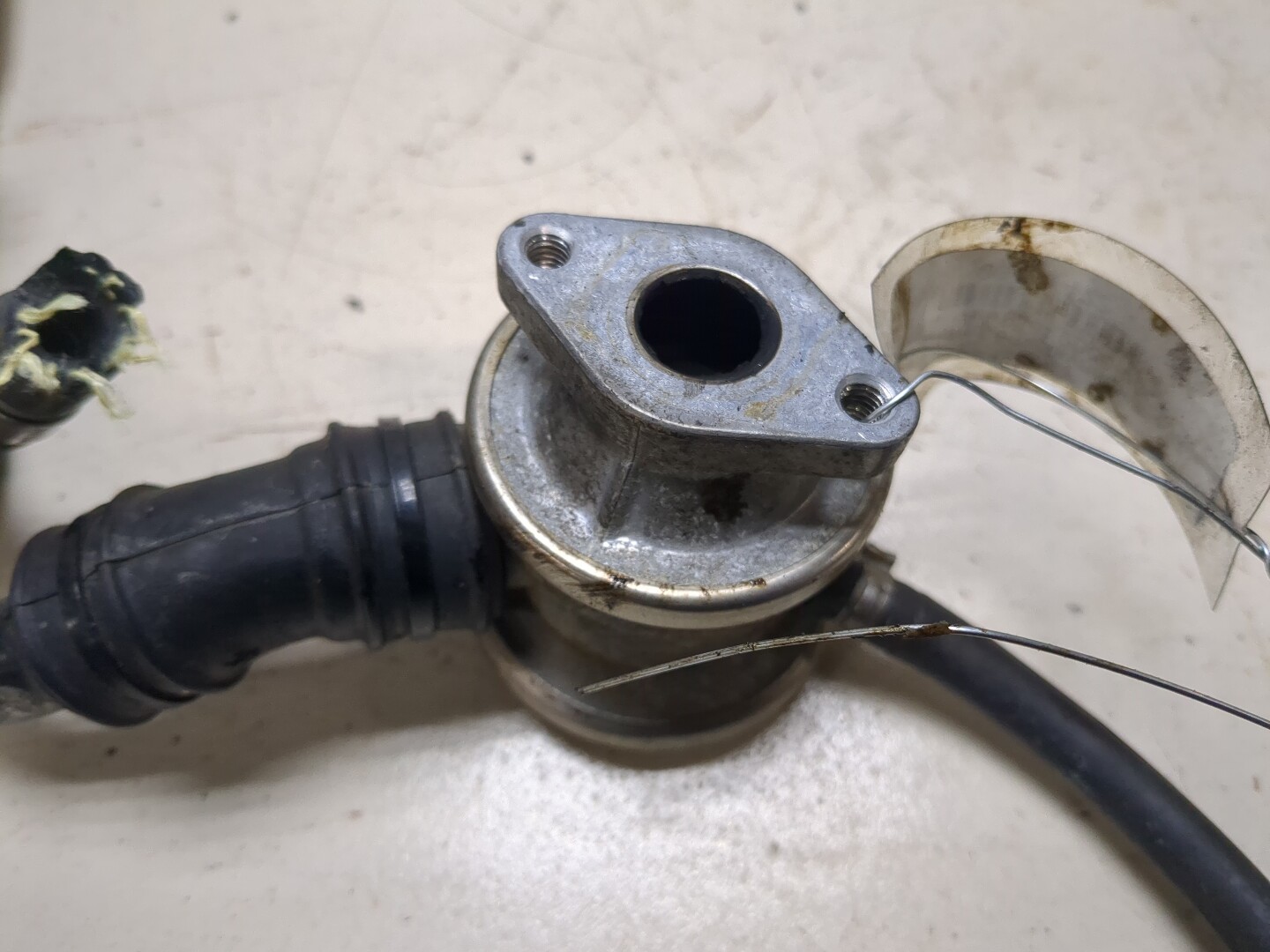 Клапан рециркуляции выхлопных газов (EGR)