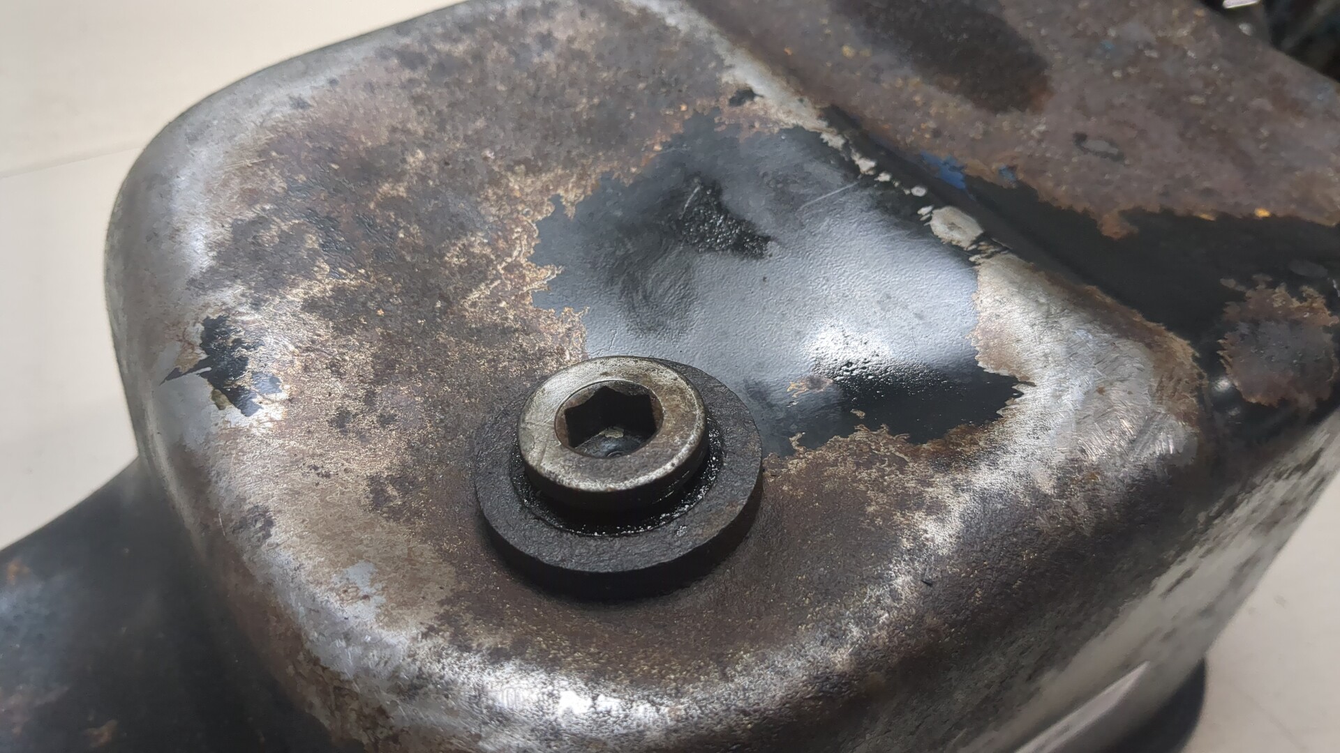 Поддон масляный двигателя (картер)