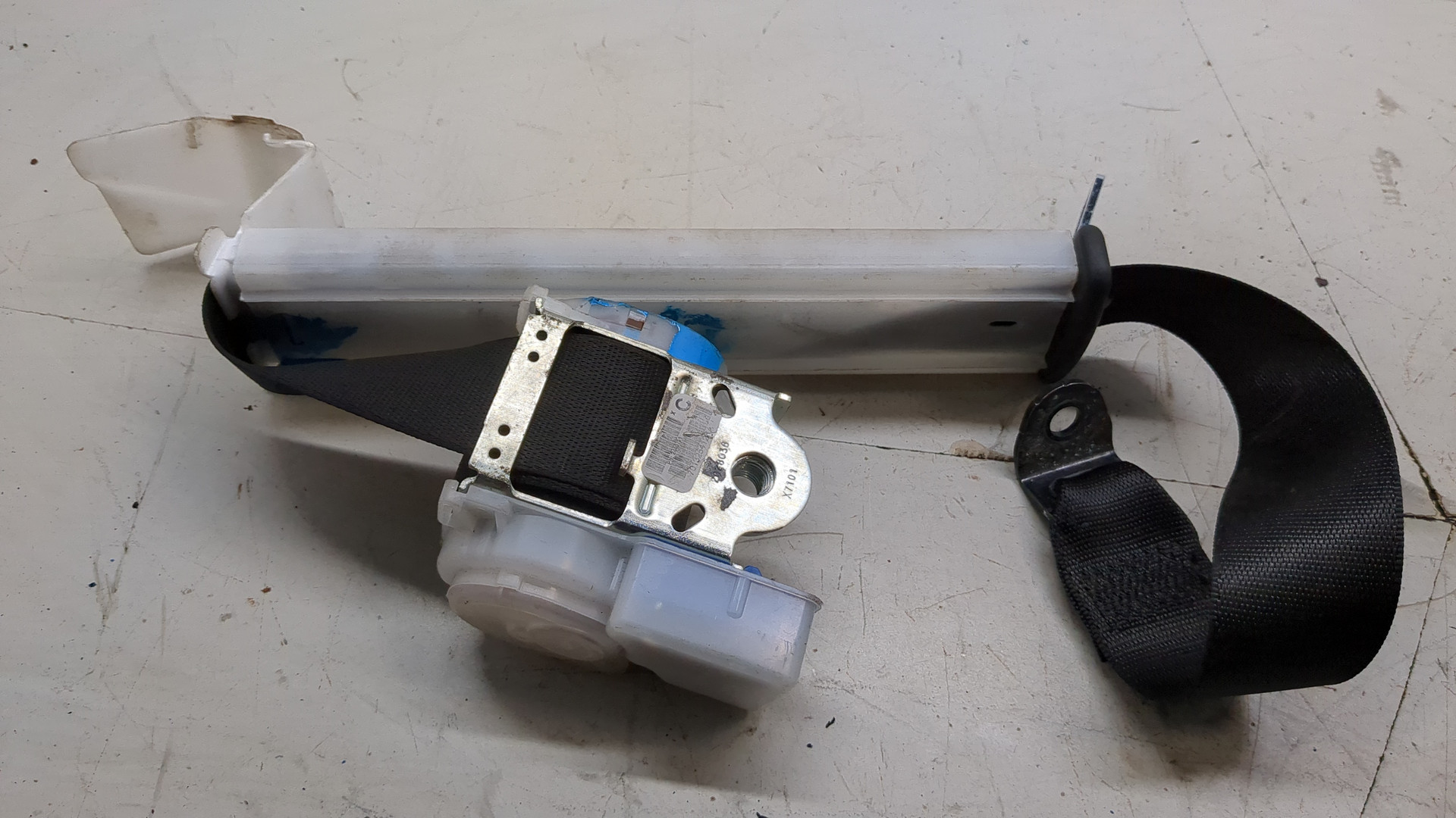 Ремень безопасности