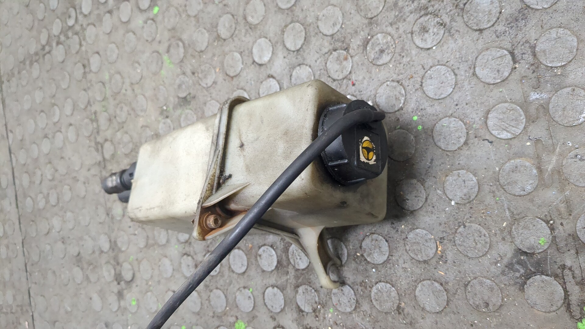 Бачок ГУР