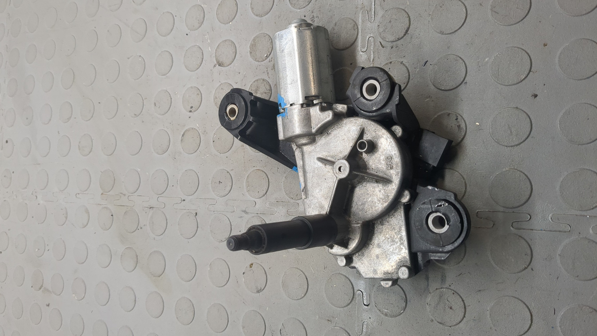 Моторчик стеклоочистителя задний