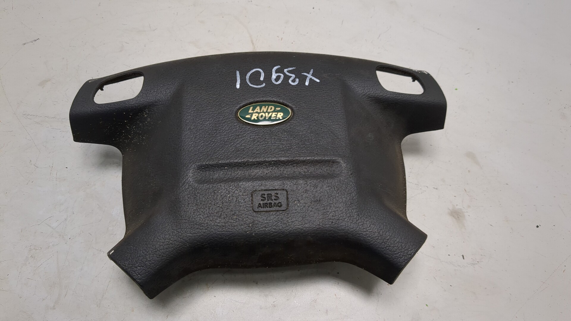 Подушка безопасности в рулевое колесо