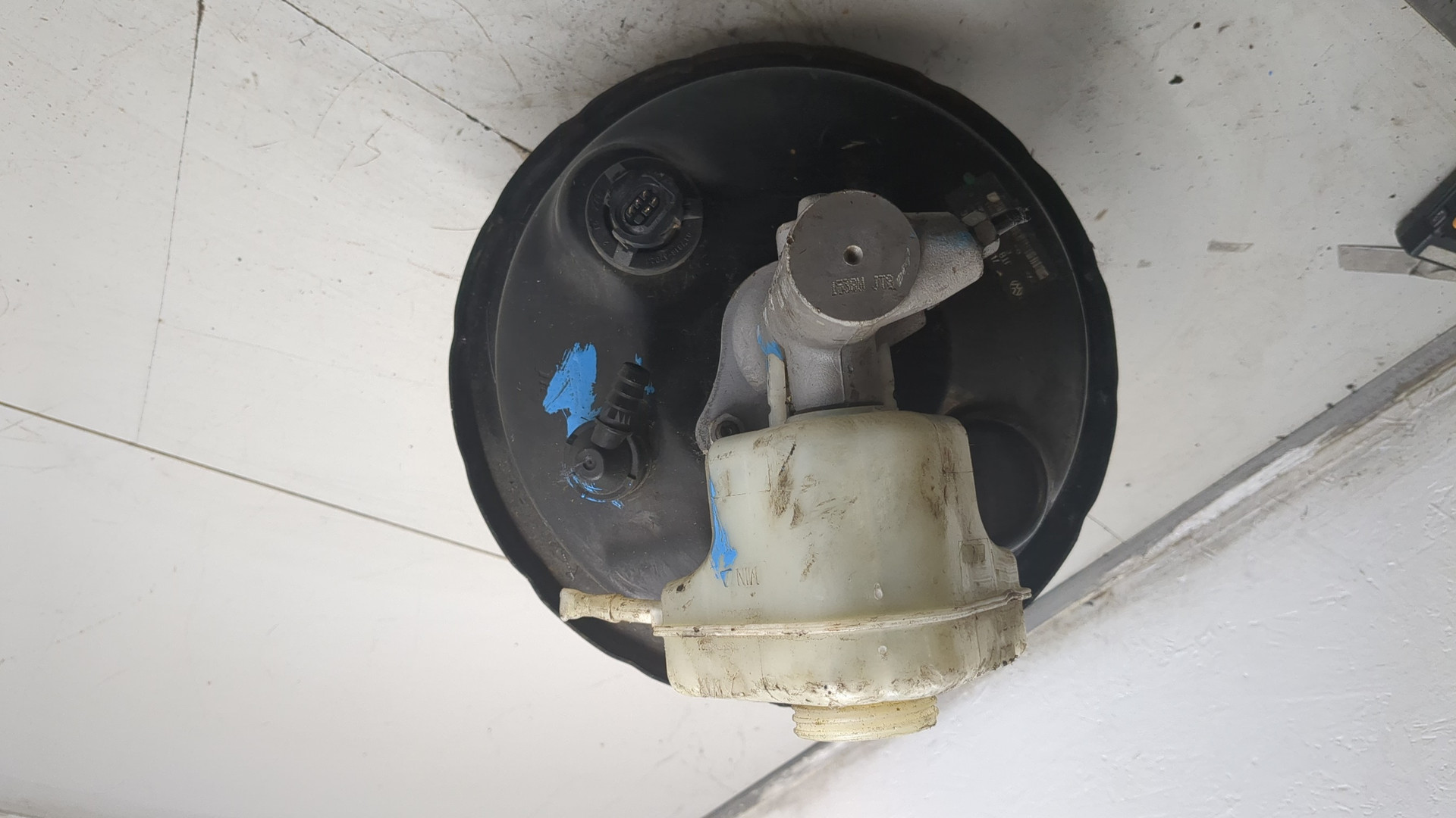 Цилиндр тормозной главный