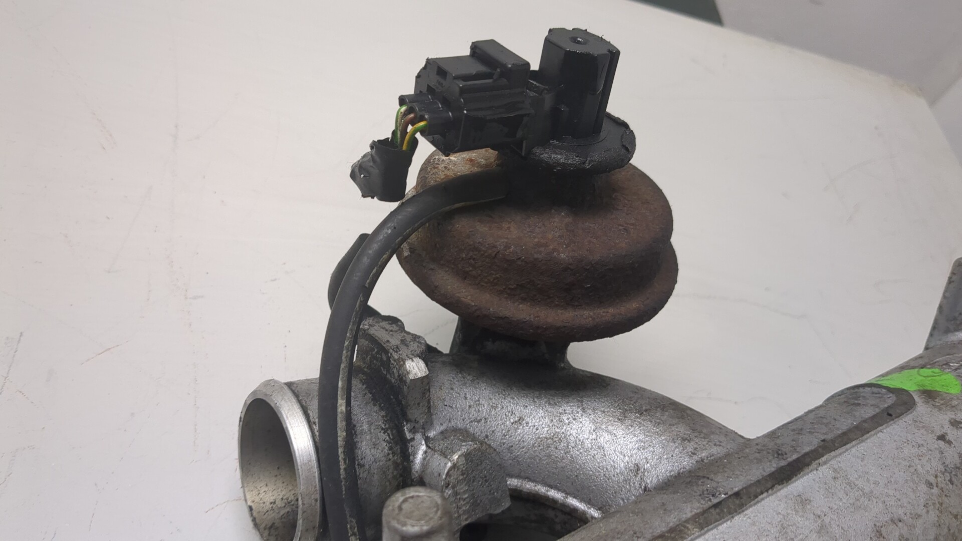 Клапан рециркуляции выхлопных газов (EGR)