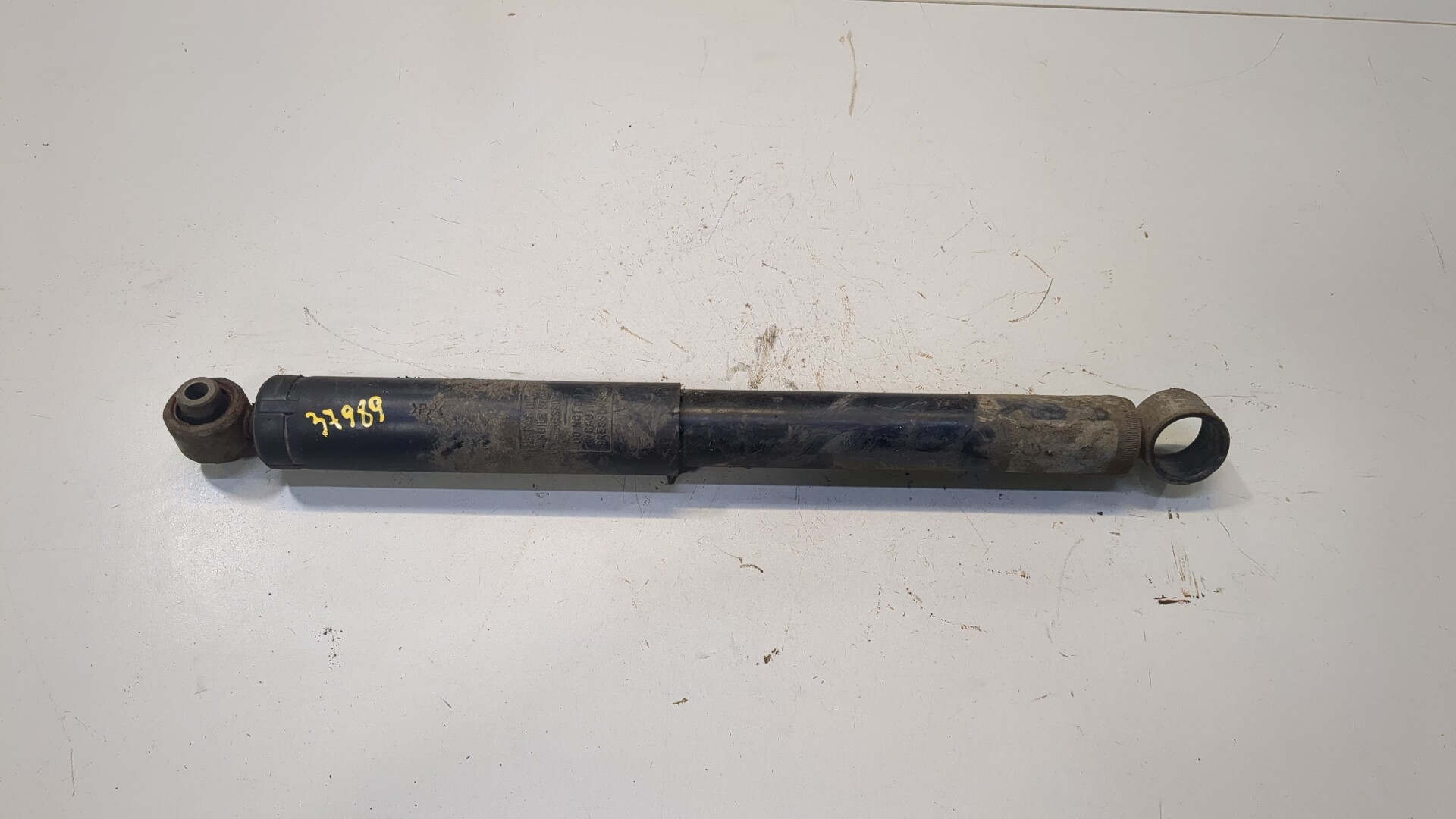 Амортизатор задний (стойка)