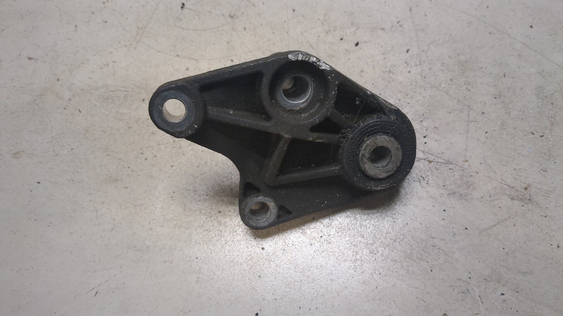 Кронштейн КПП