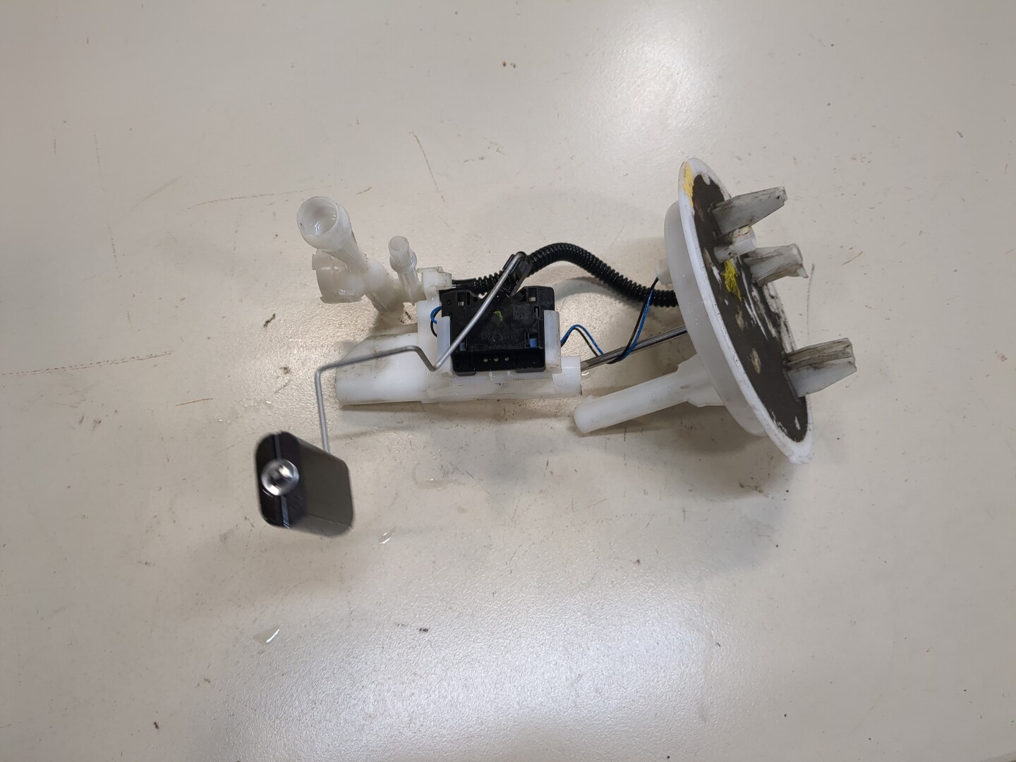 Датчик уровня топлива